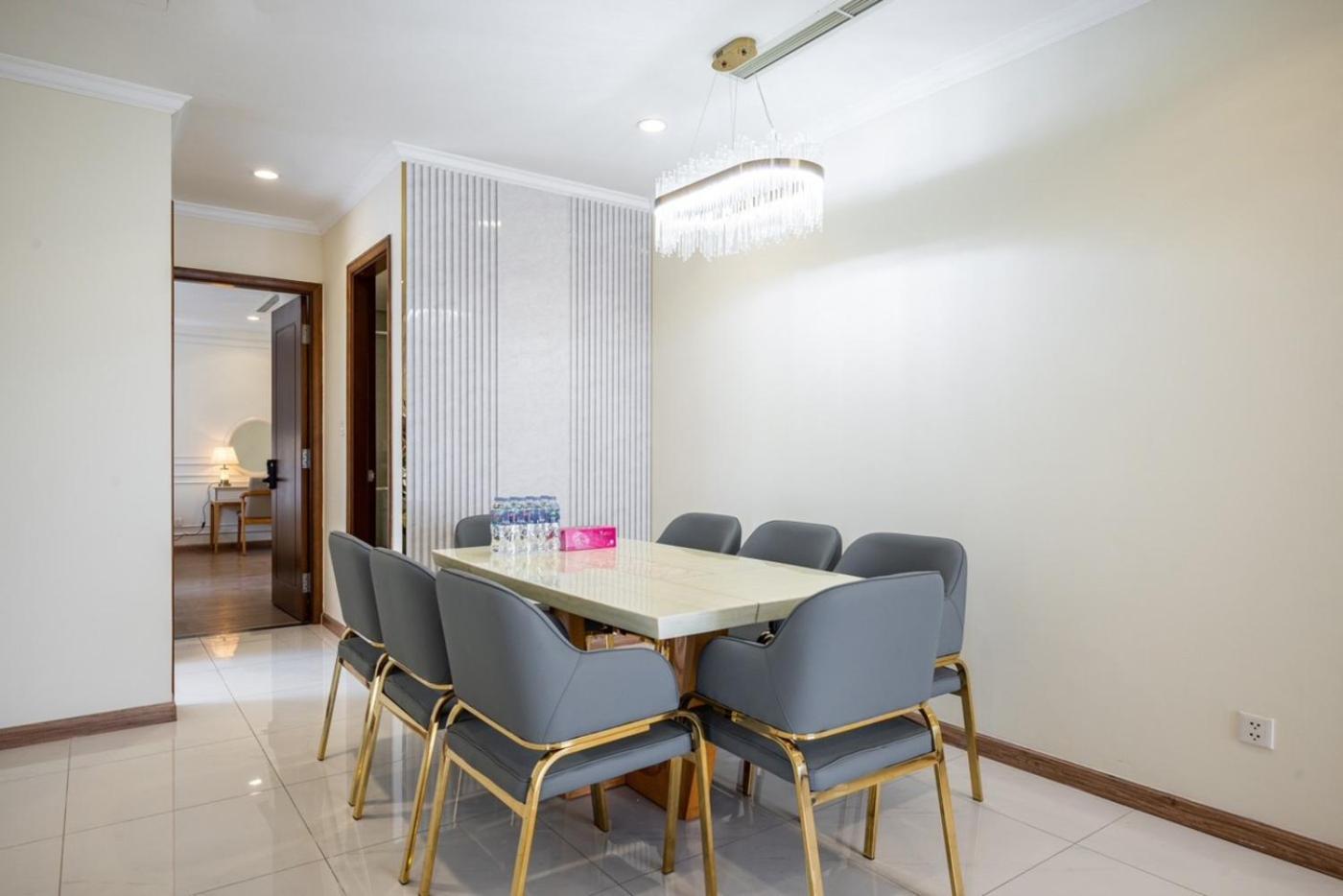 Khách sạn hẻo lánh The Landmark Residences & - Vinhomes Central 4*