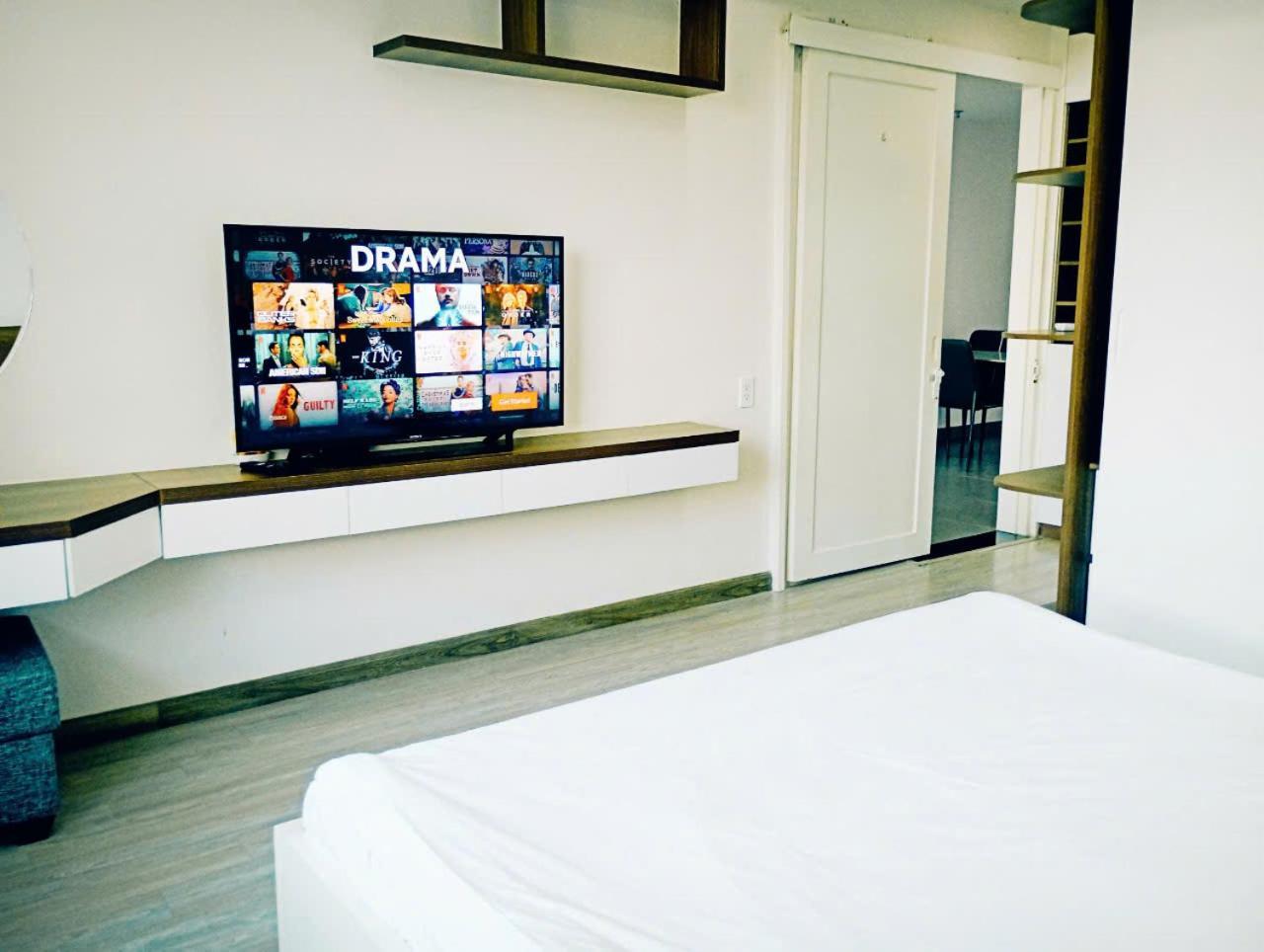 Secc Luxury 2-br Apartment, Scenic Valley, Saigon Exhibition And Convention Center, Fv Hospital, Phu My Hung District 7 Pangsapuri