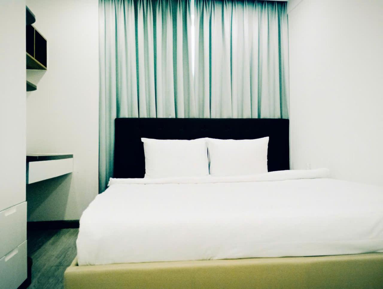 Secc Luxury 2-br Apartment, Scenic Valley, Saigon Exhibition And Convention Center, Fv Hospital, Phu My Hung District 7 * Bandar Ho Chi Minh