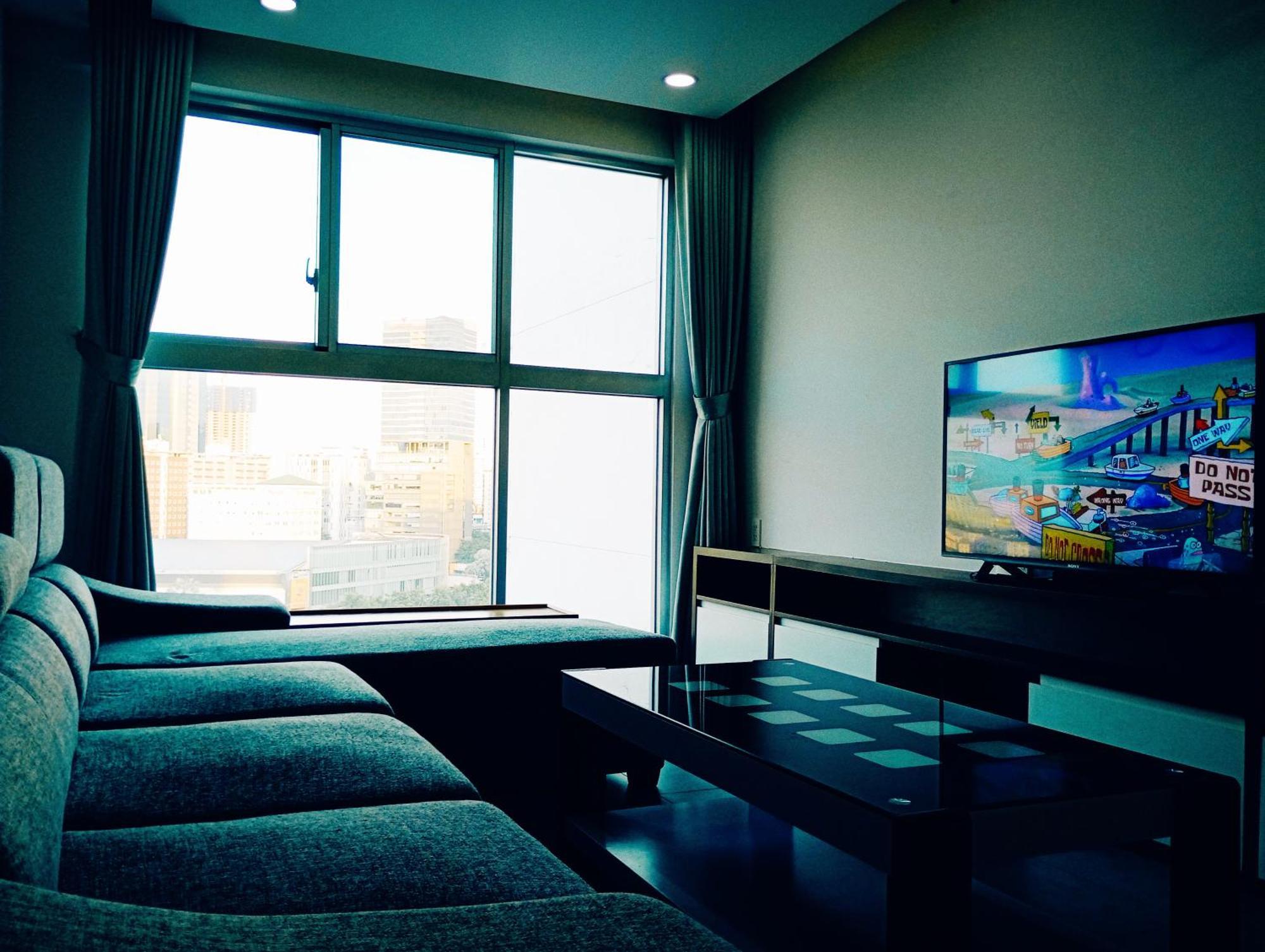 Pangsapuri Secc Luxury 2-br Apartment, Scenic Valley, Saigon Exhibition And Convention Center, Fv Hospital, Phu My Hung District 7