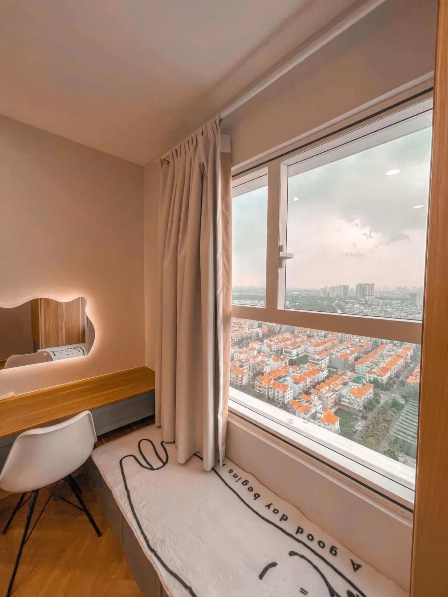 Sunrise - Lotte Mart Distrist 7 Apartment