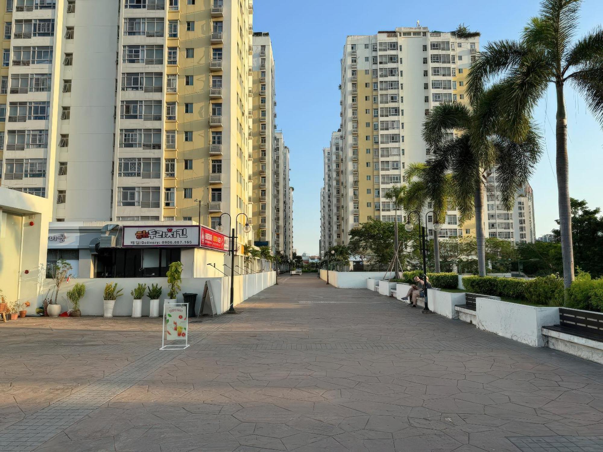 Sunrise - Lotte Mart Distrist 7 Ho Chi Minh City