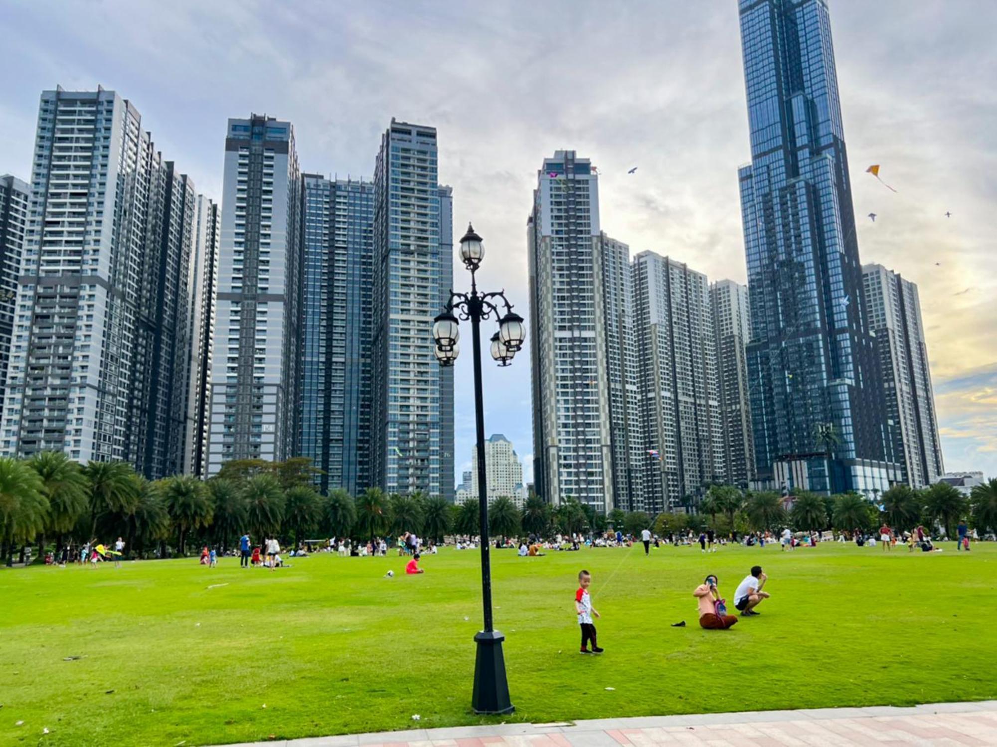 The Landmark Residences & - Vinhomes Central 4* TP. Hồ Chí Minh