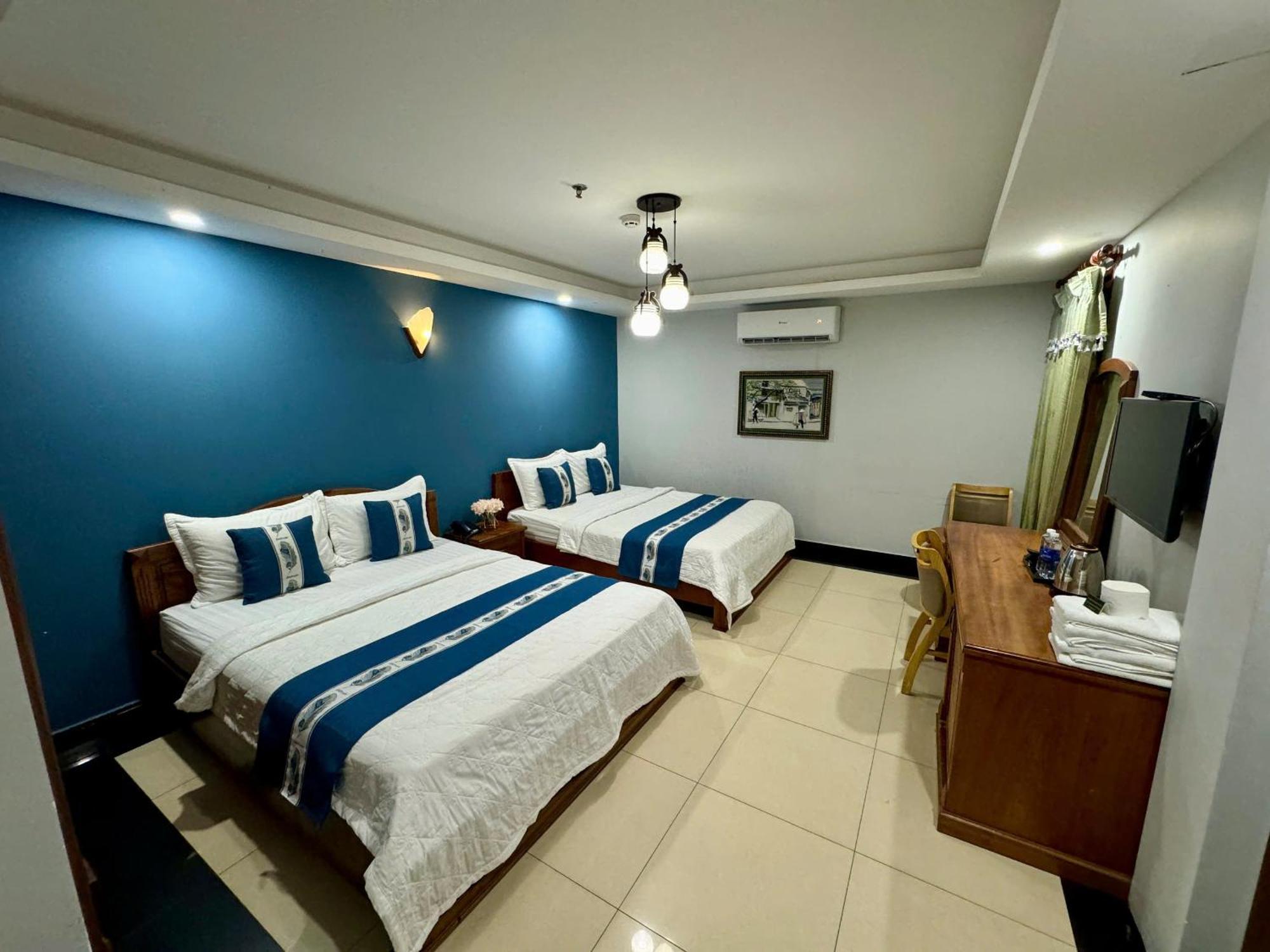 Khách sạn Phú An