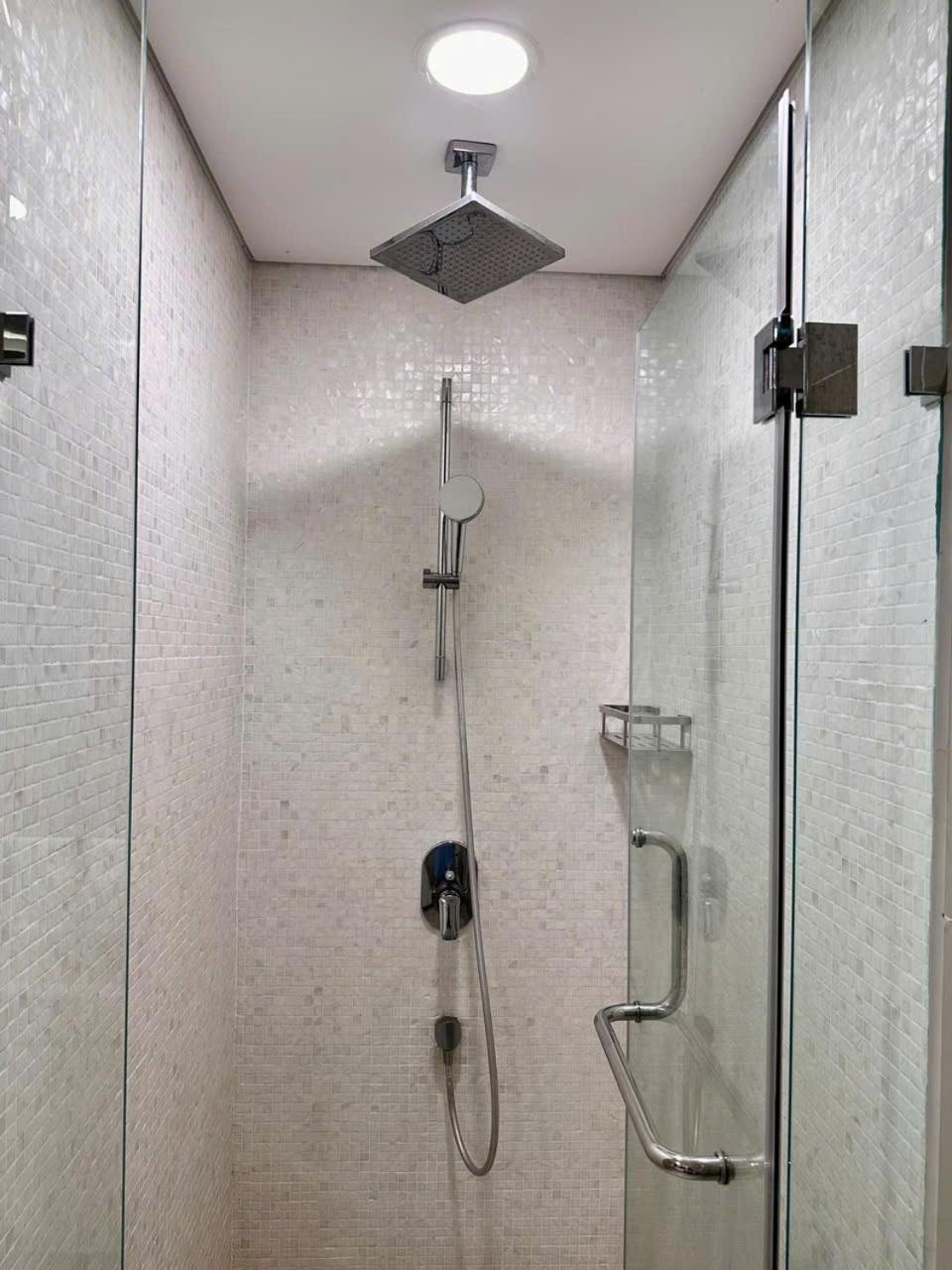 Pangsapuri 2 Bed Gatewaythao Dien - Hot Tub Bandar Ho Chi Minh