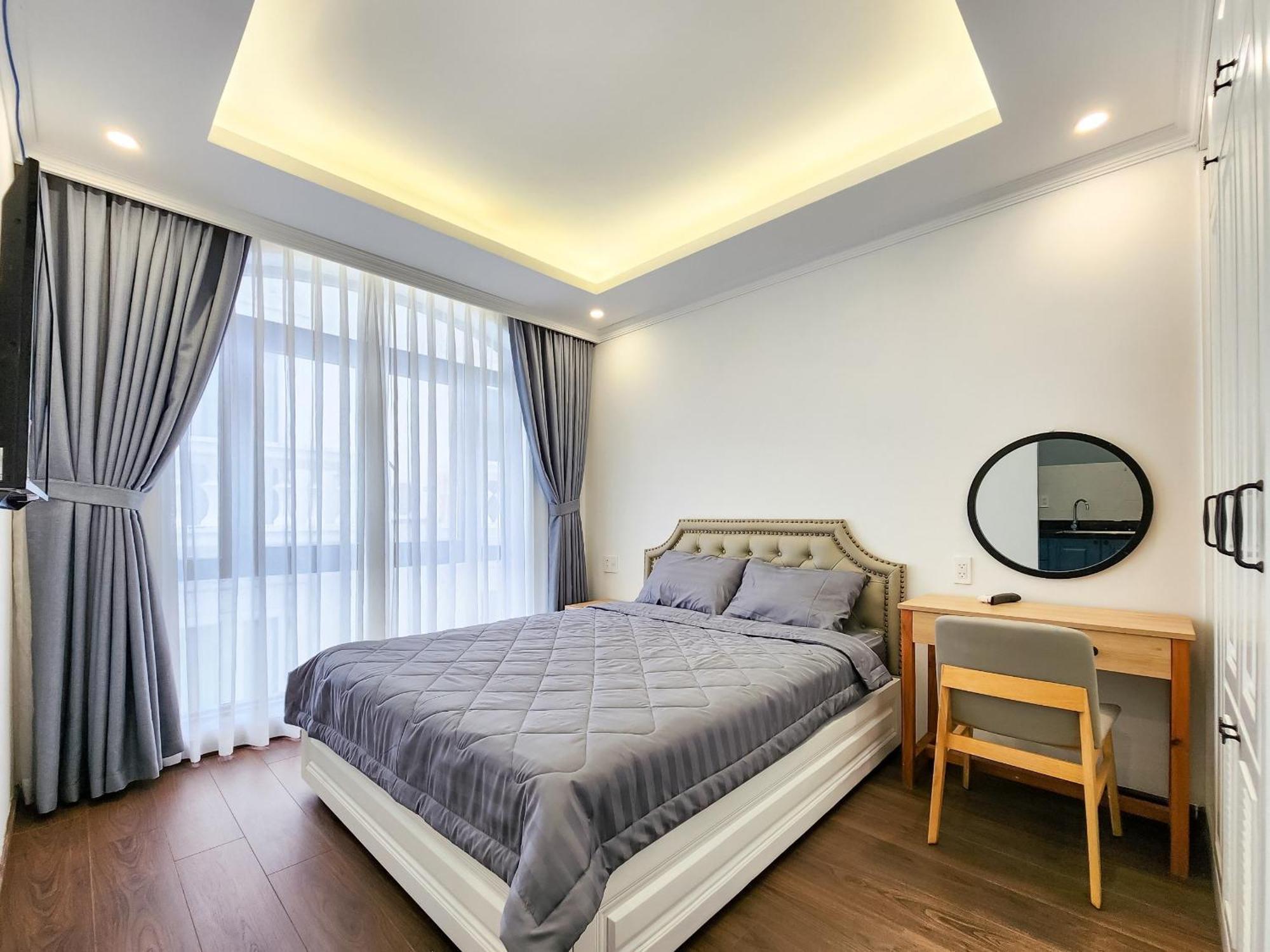 Golden Sun 72 Hotel