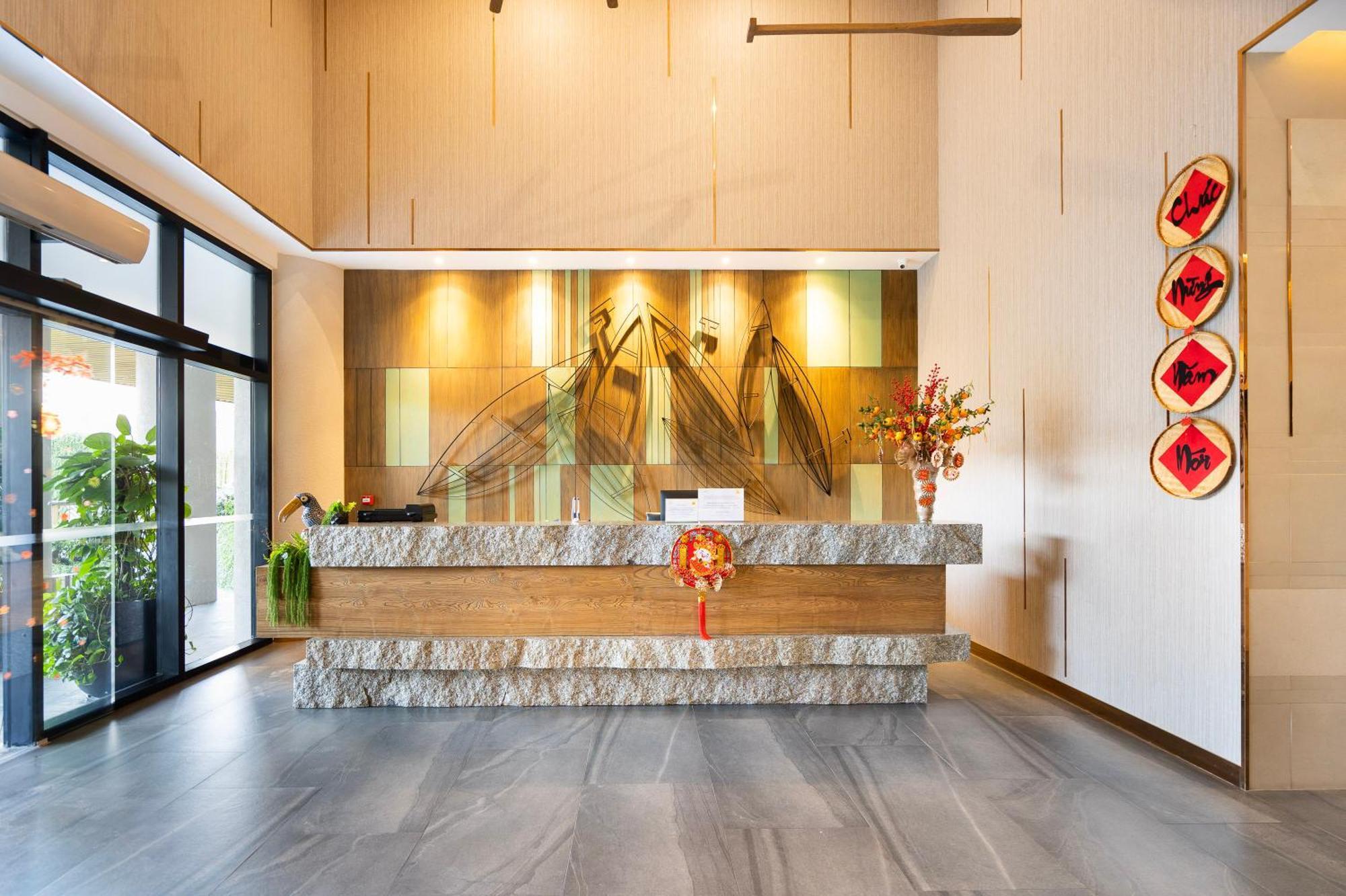 Modern District 1 2br&3br D1&zenity Outdoor Jacuzzi Pool Apartment Ho Chi Minh City