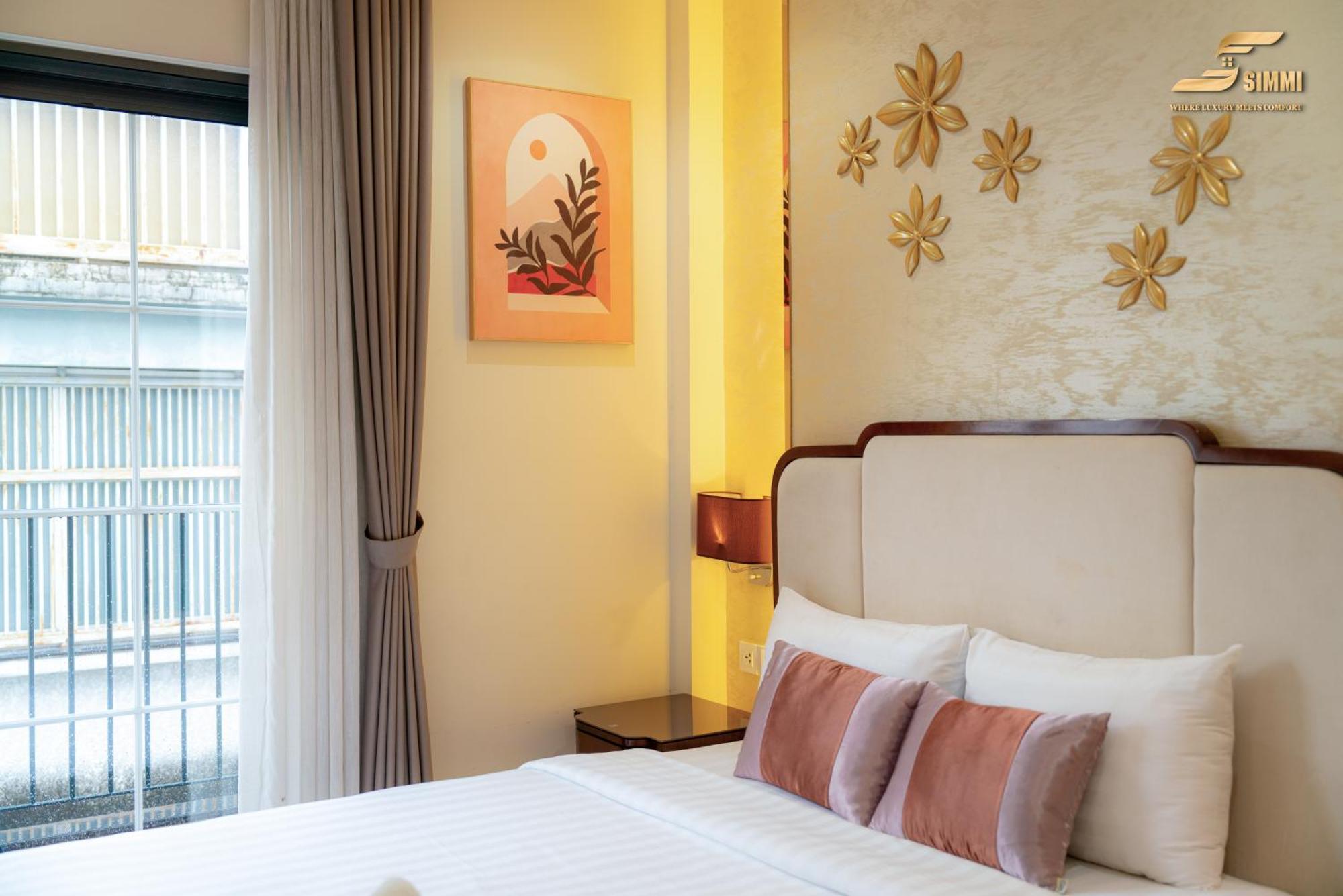 Simmi 6 & 3* Bandar Ho Chi Minh