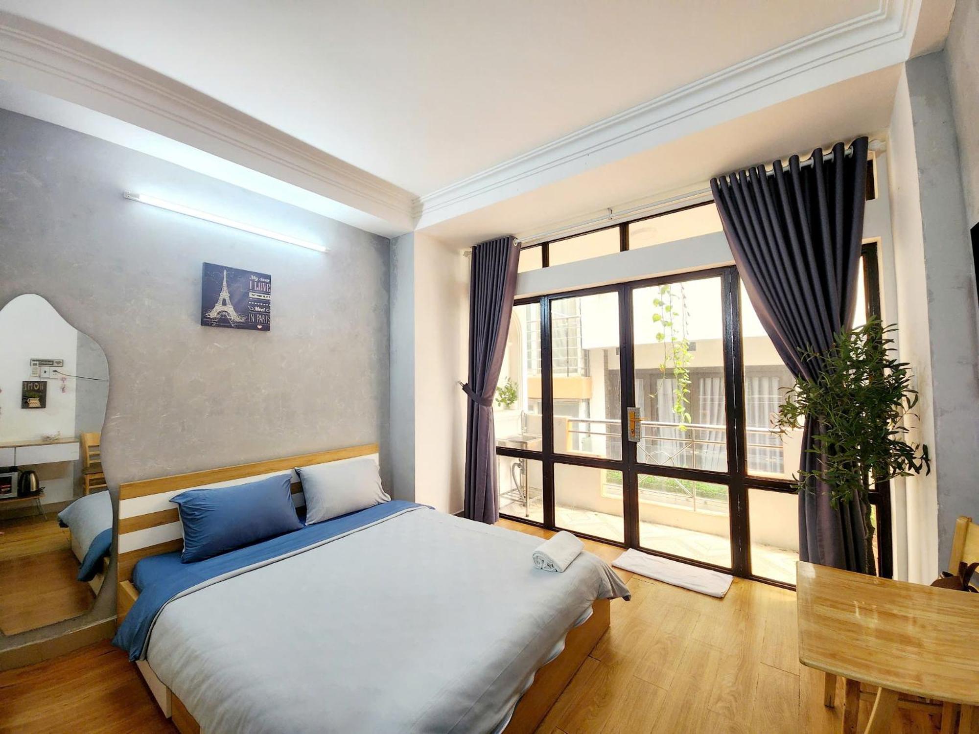 Ff - Layla House *