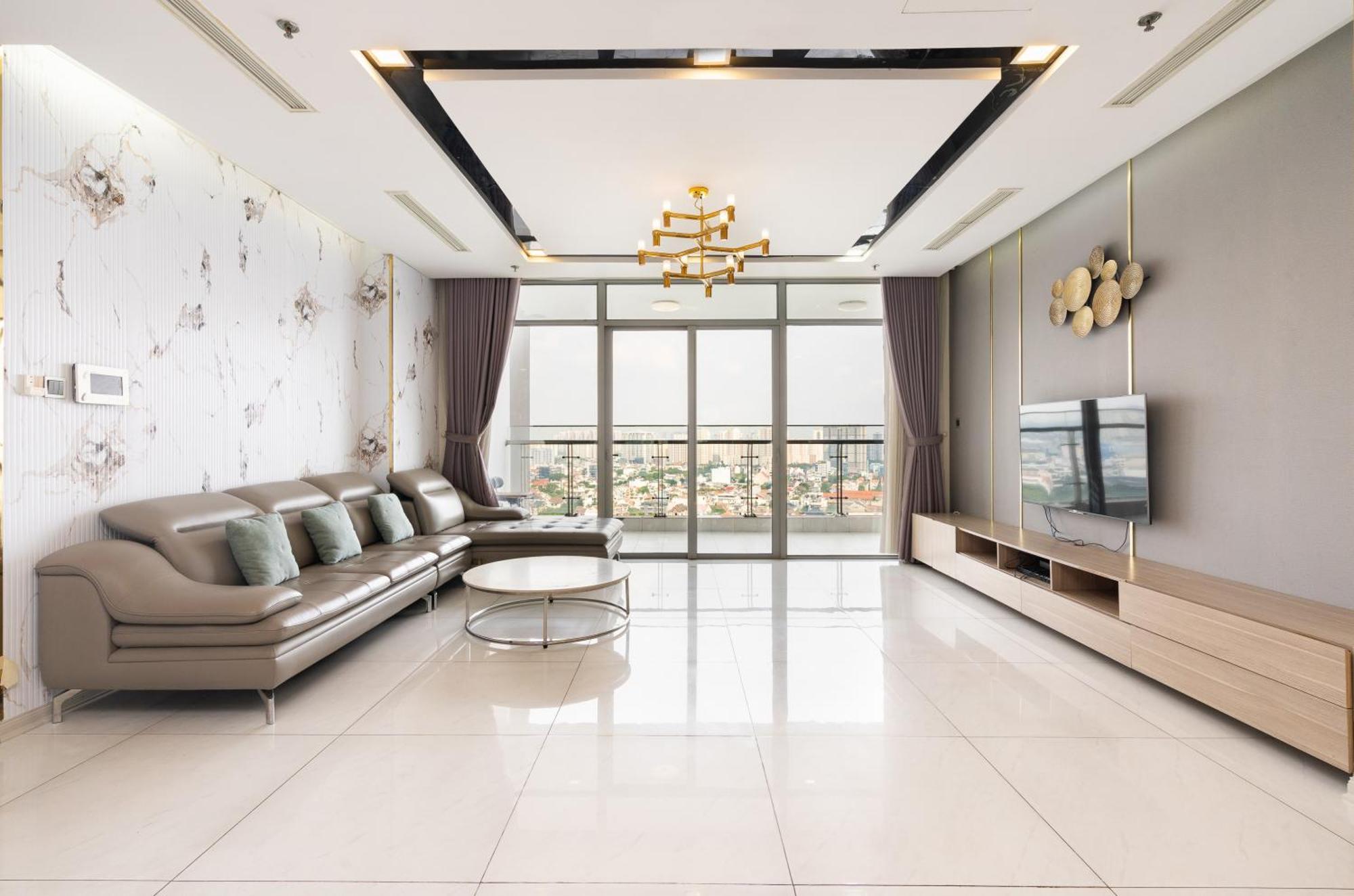 Vinhomes Luxury Art Condotel Apartment *