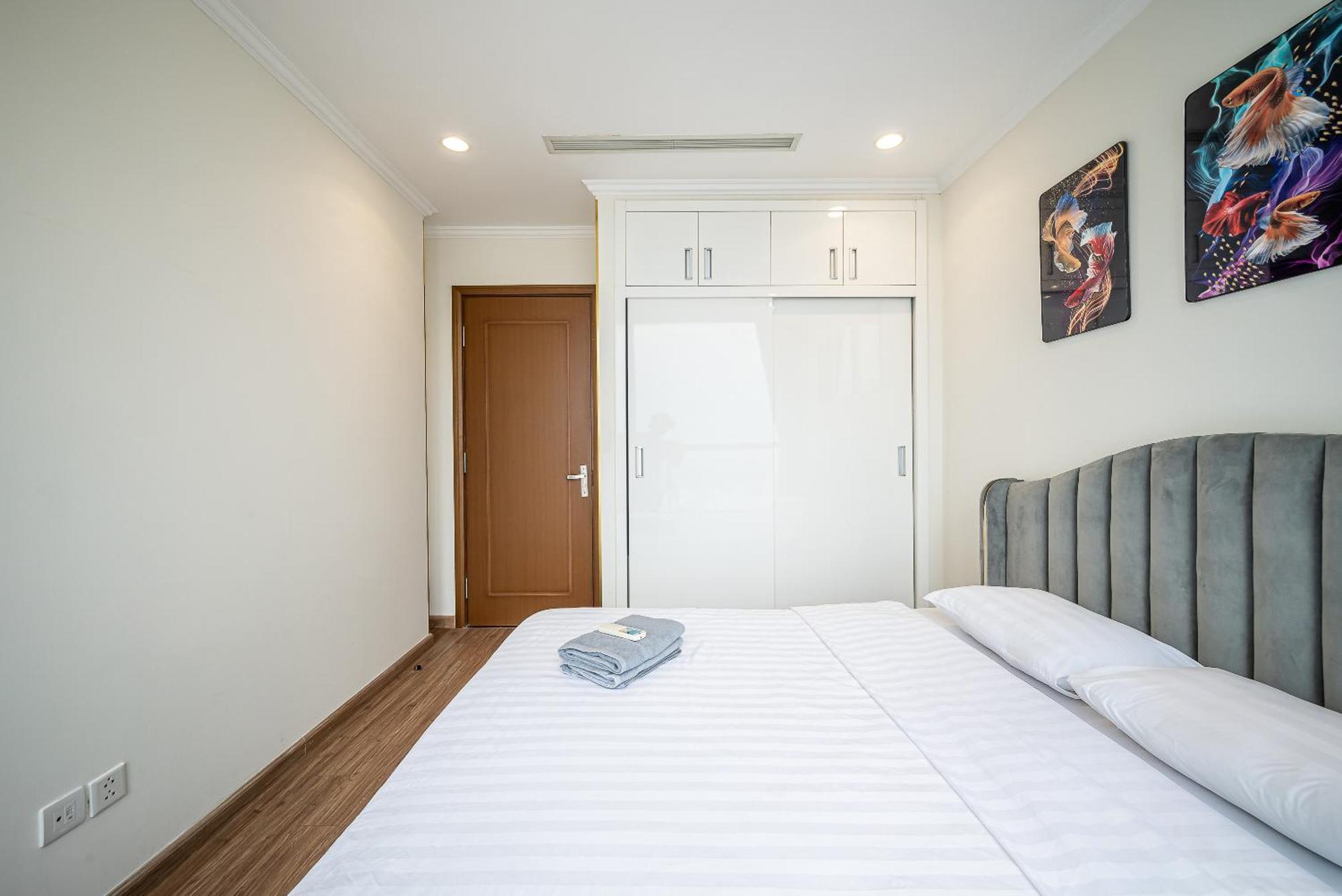 Apartment Vinhomes Luxury Art Condotel