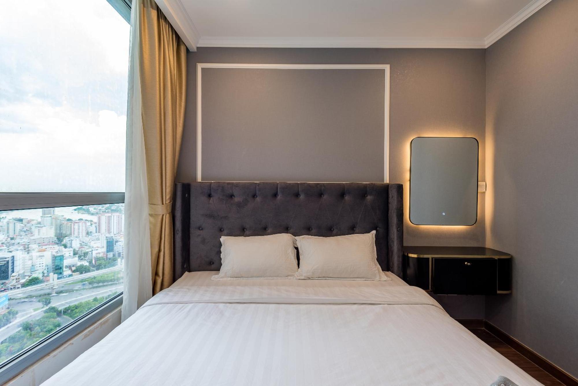 Vinhomes Luxury Art Condotel *