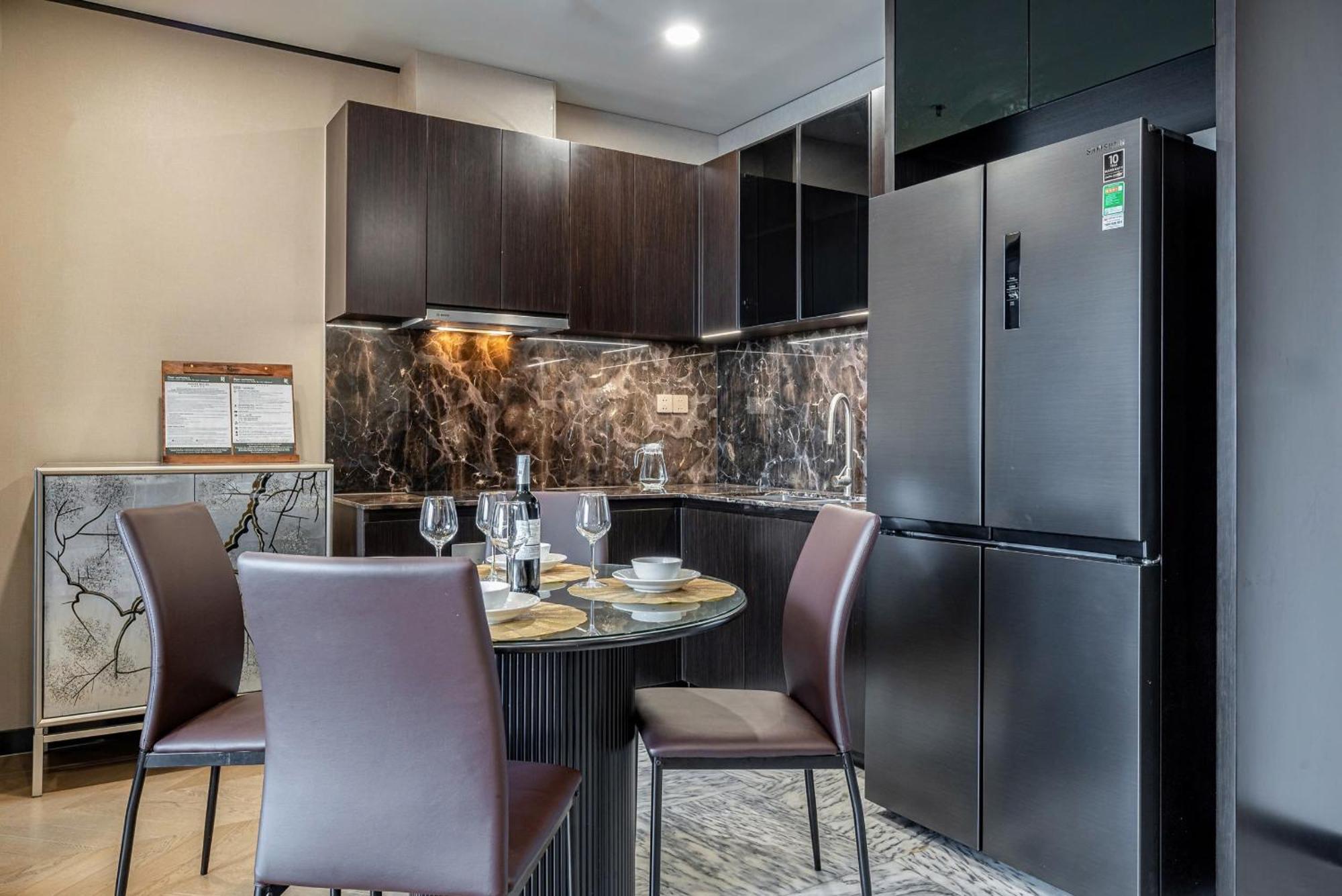 Apartment Vinhomes Luxury Art Condotel
