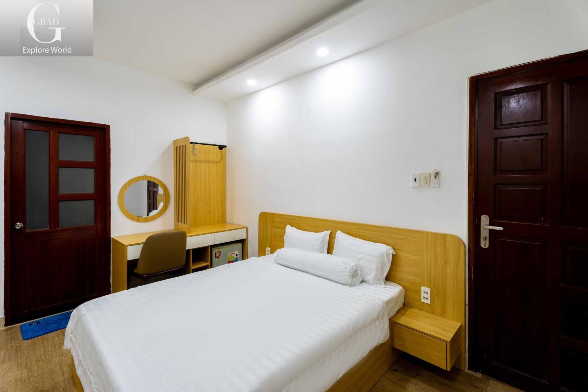 Grad Tuan Viet Hotel *