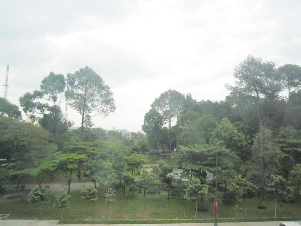 Vy Vy Airport Hotel