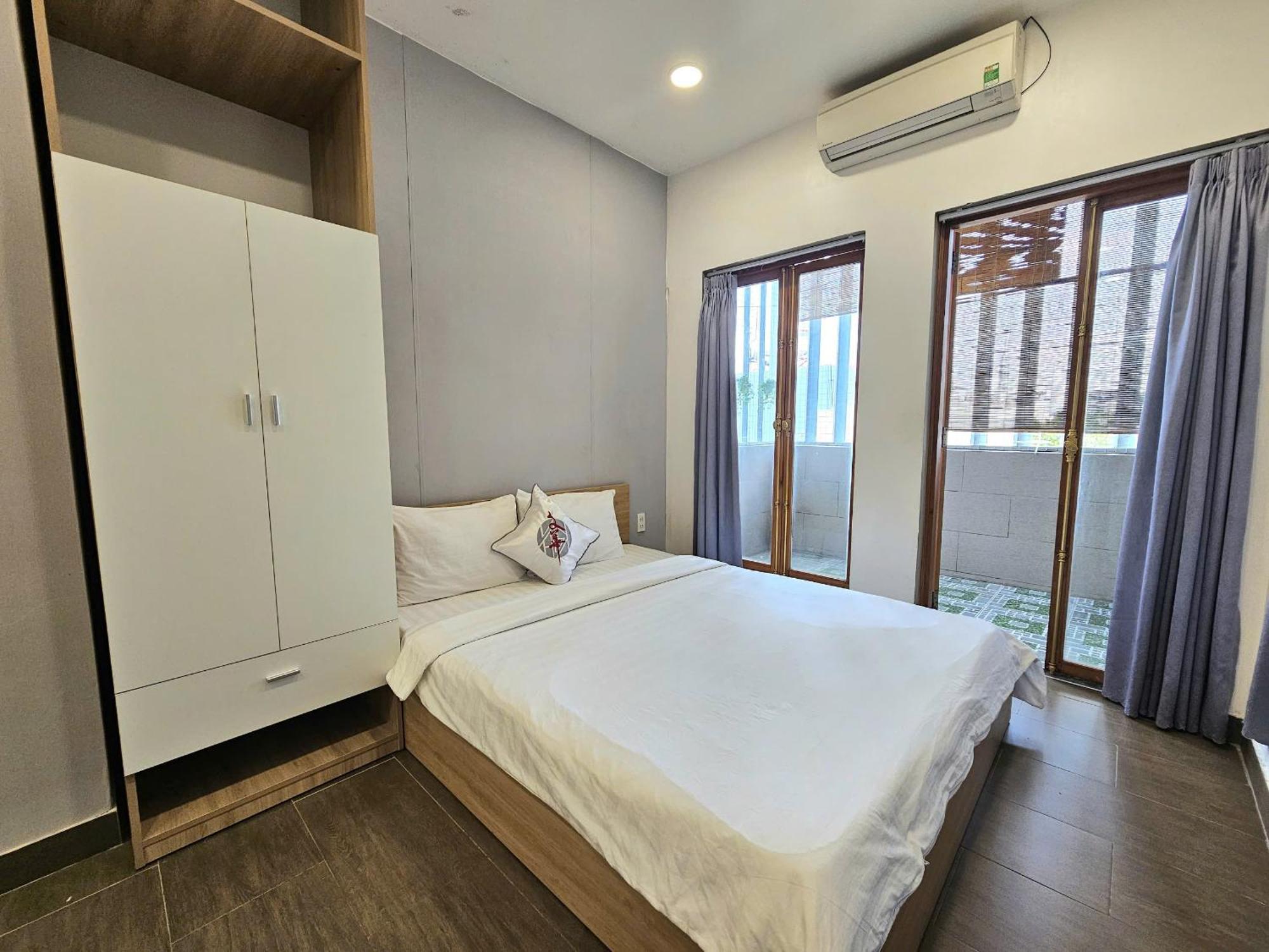 Hoa Hotel