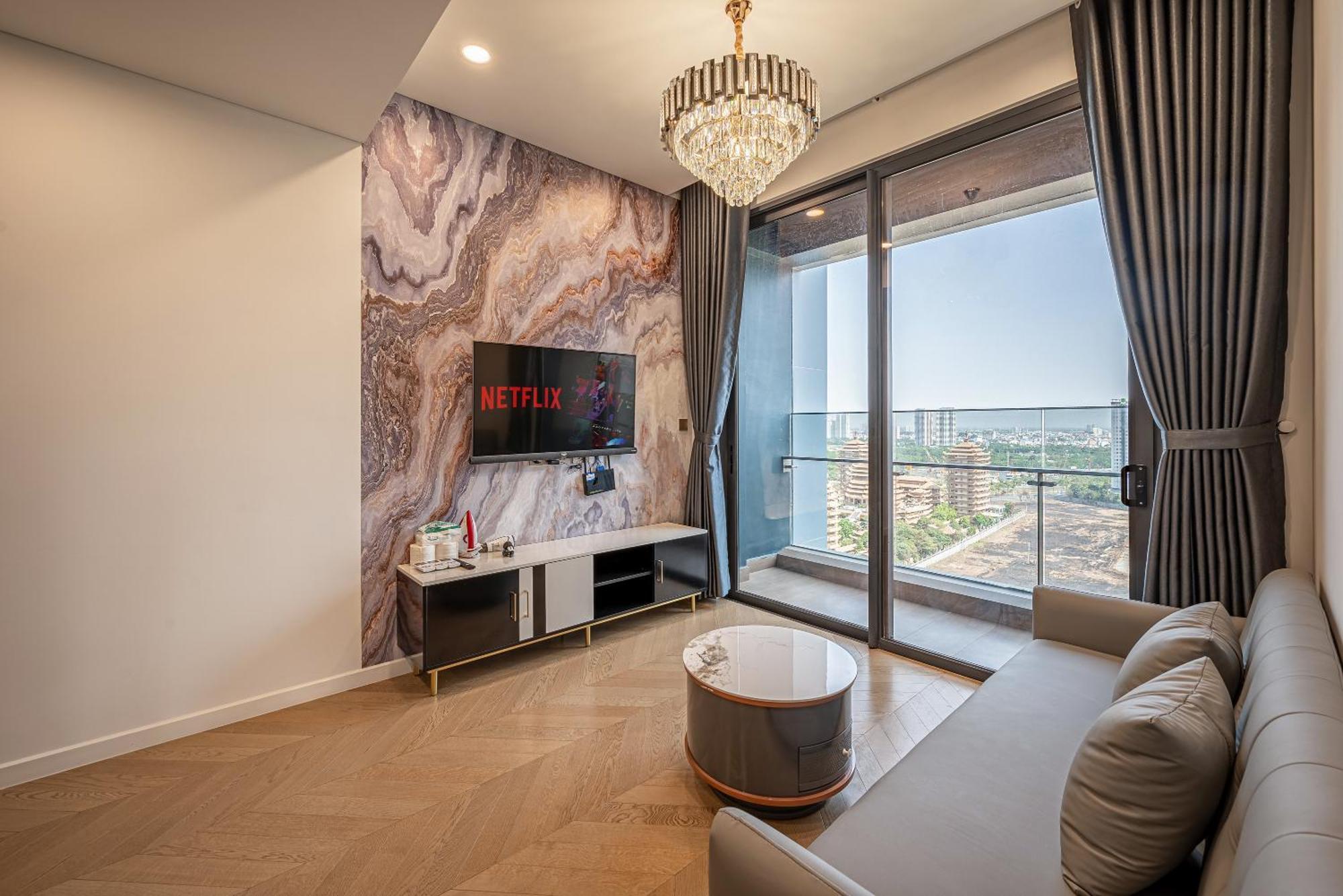 The Lumiere Riverside Luxury Apartment
