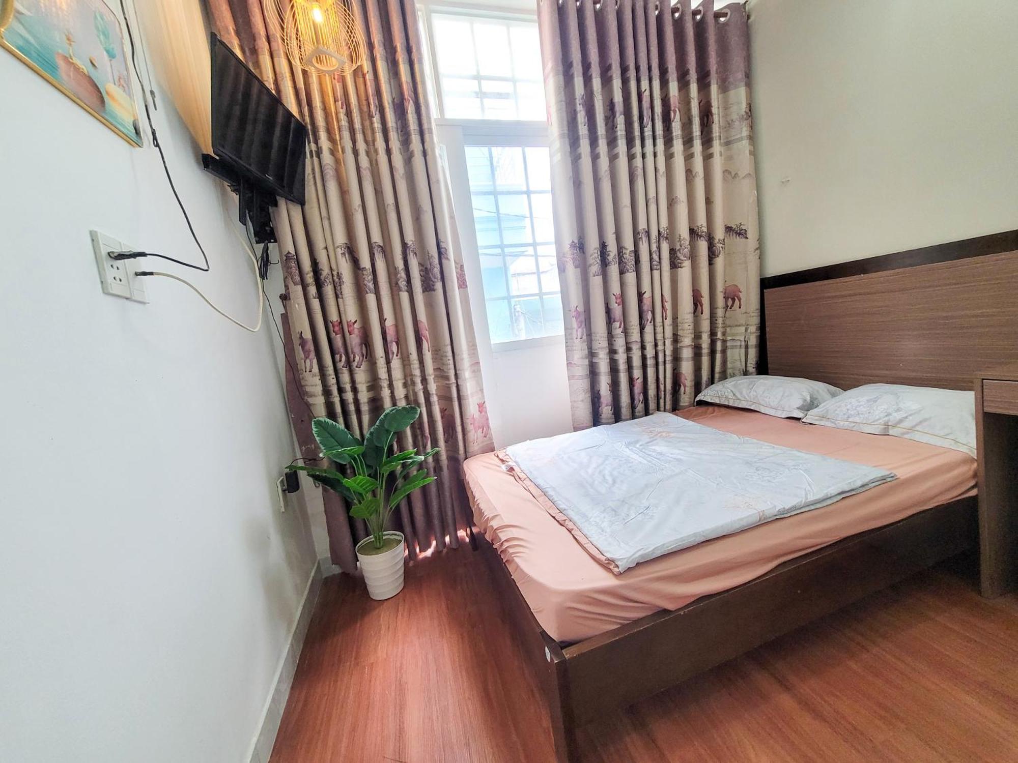 Hotel Yhd 2*