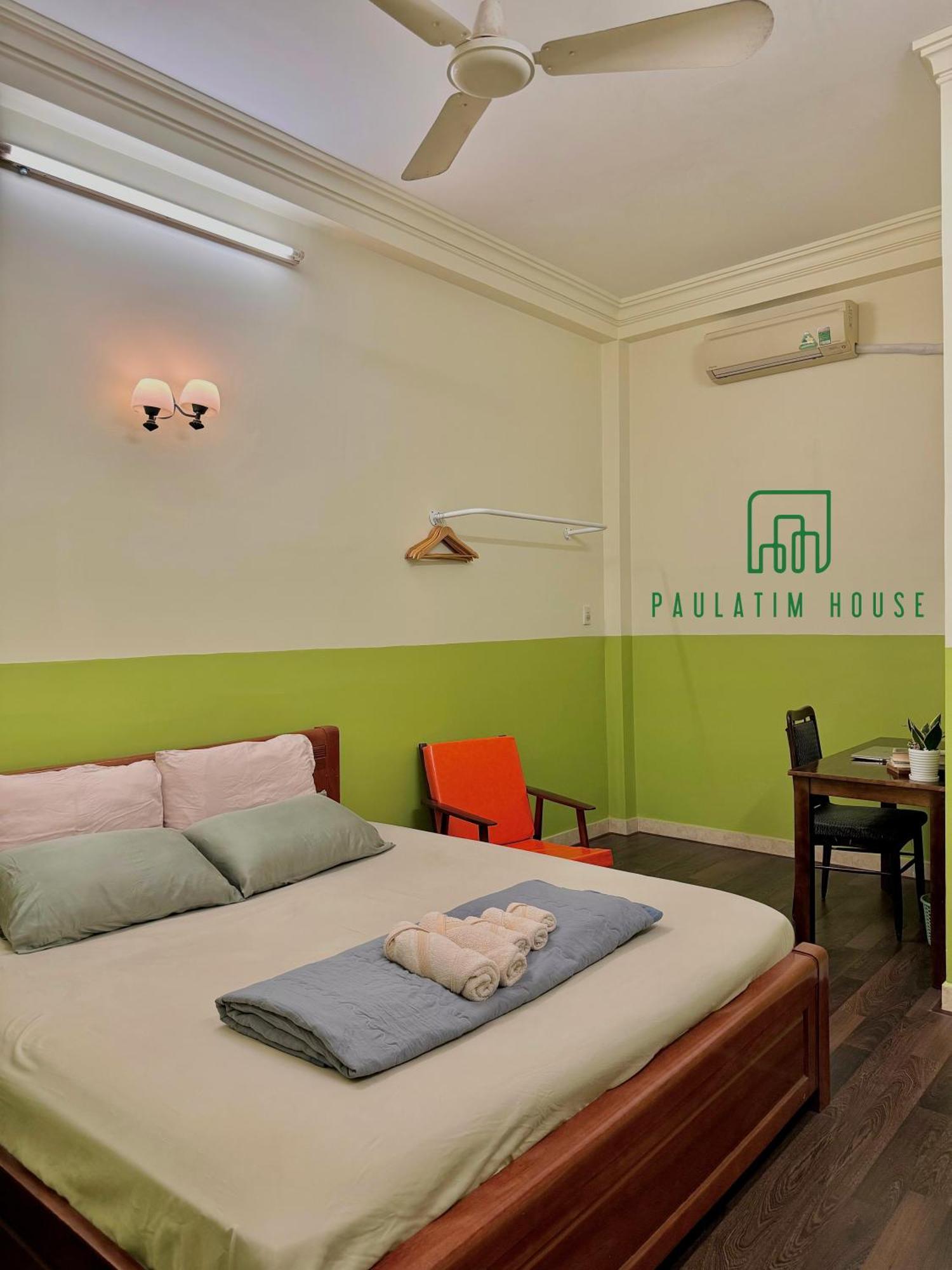 Paulatim House Saigon Guest house
