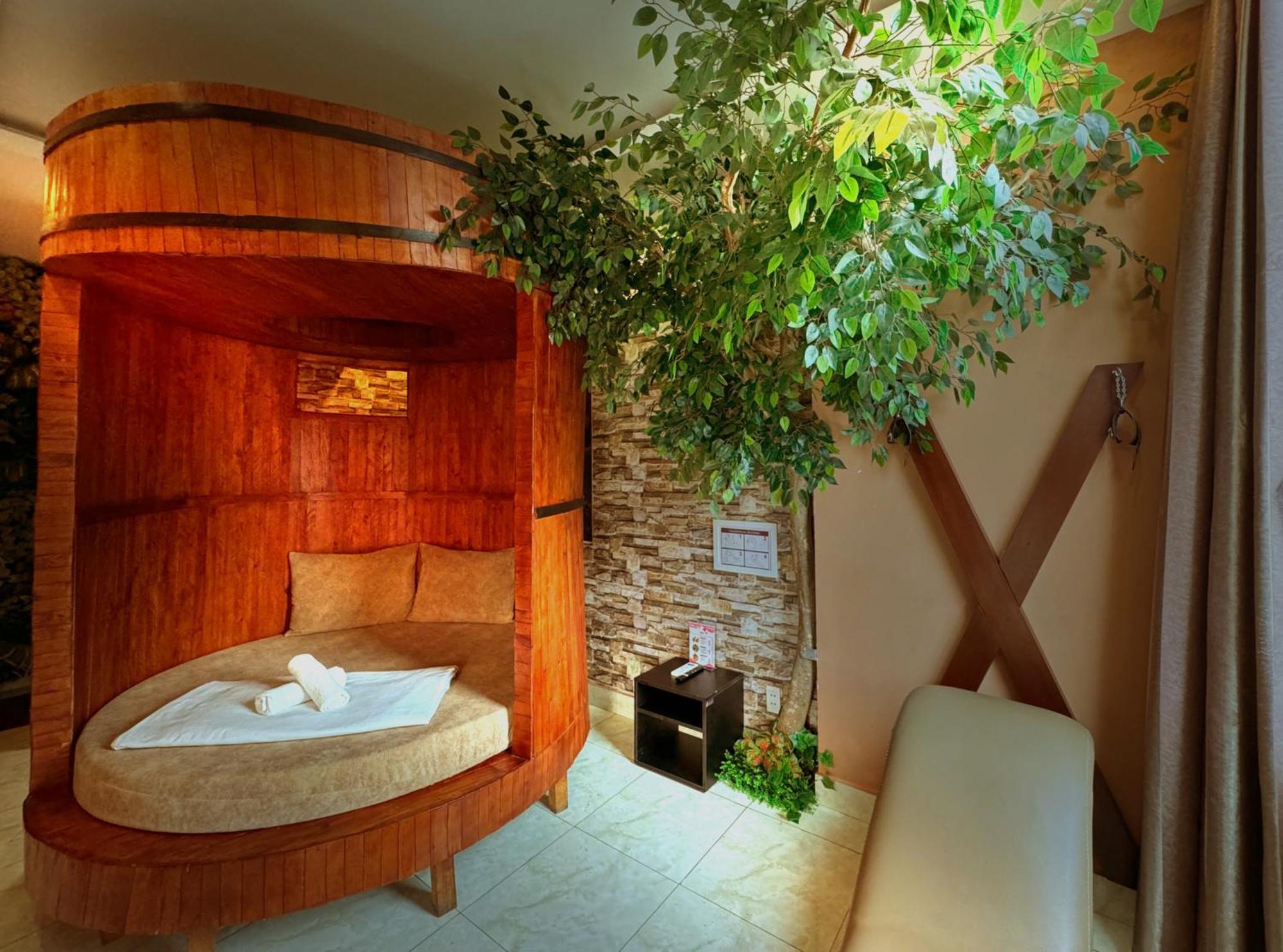 Loove 3 Love hotel