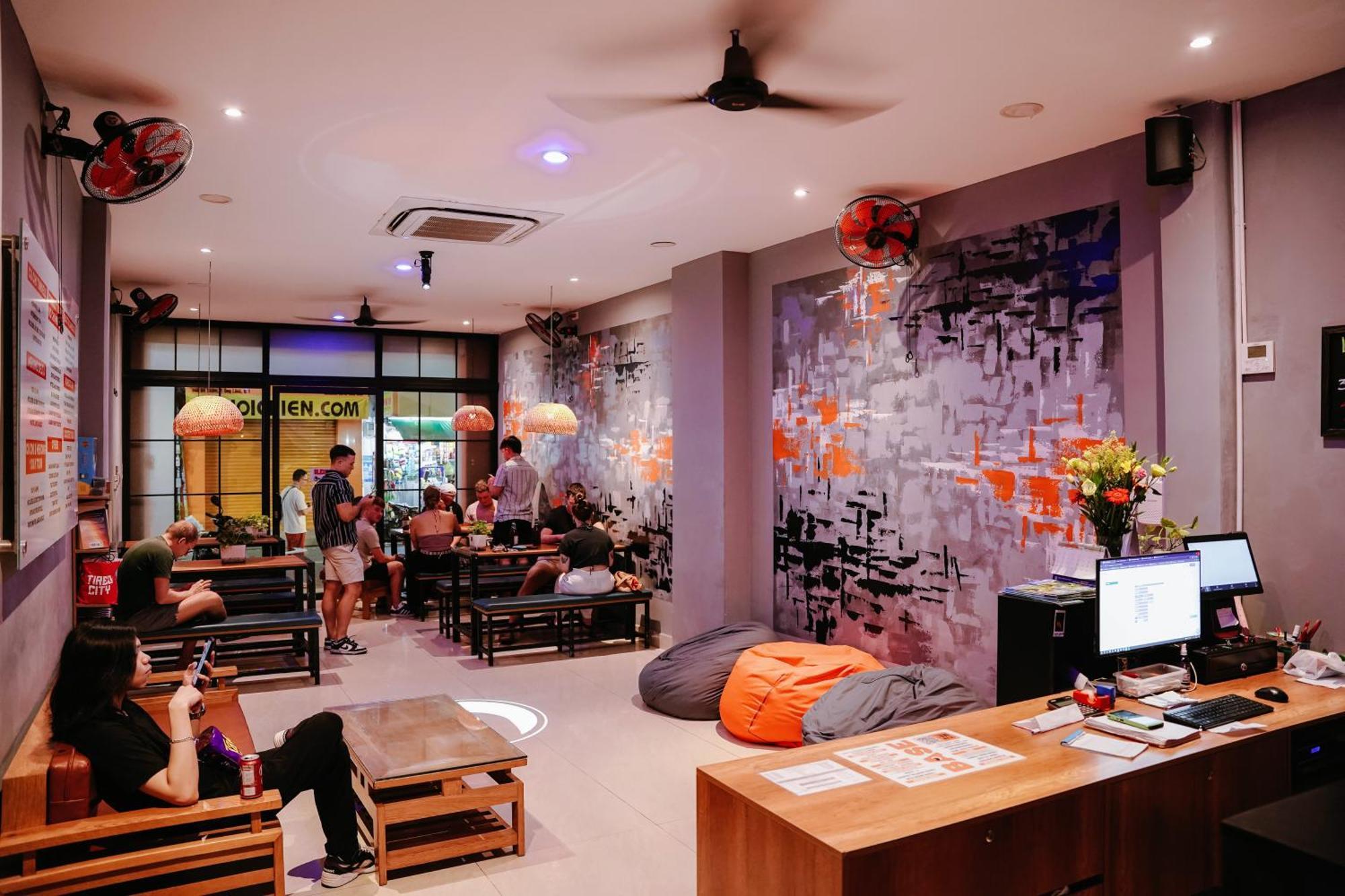 Asrama Base Backpackers Bandar Ho Chi Minh