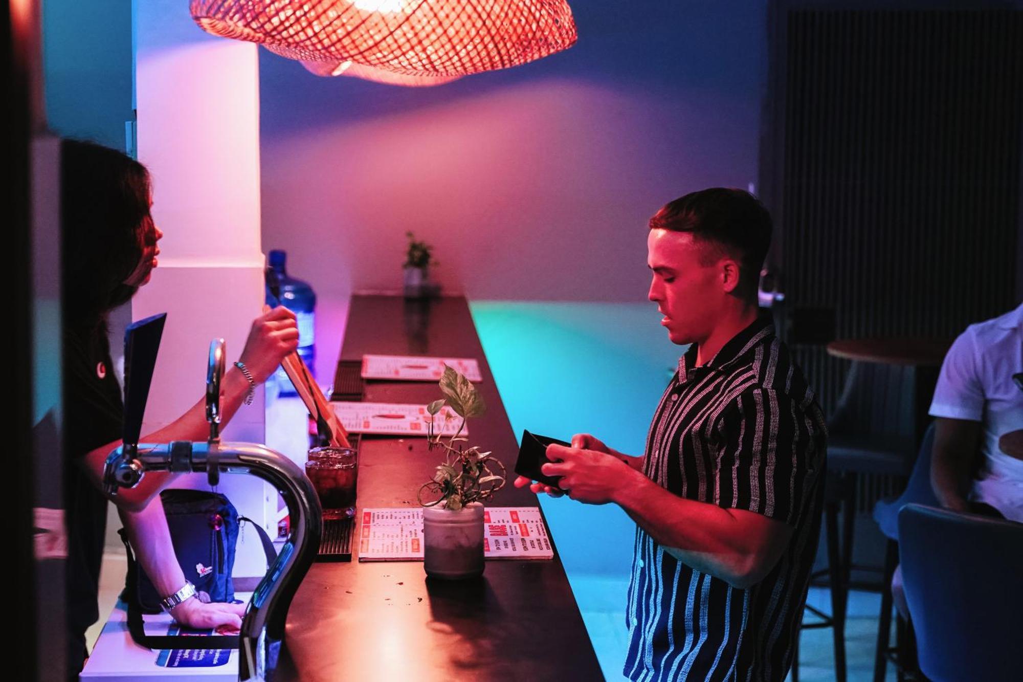 Base Backpackers Bandar Ho Chi Minh