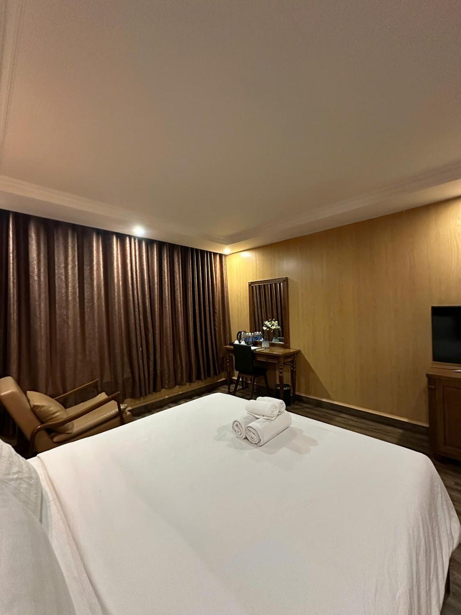 Mandarin Hotel