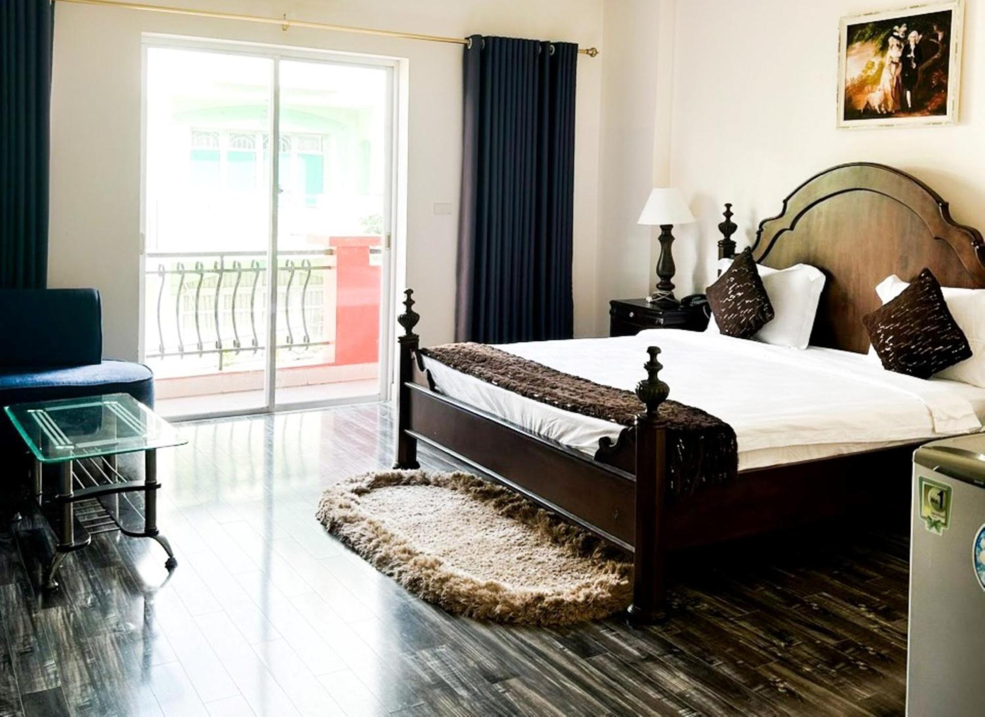 Hotel Hoang Le