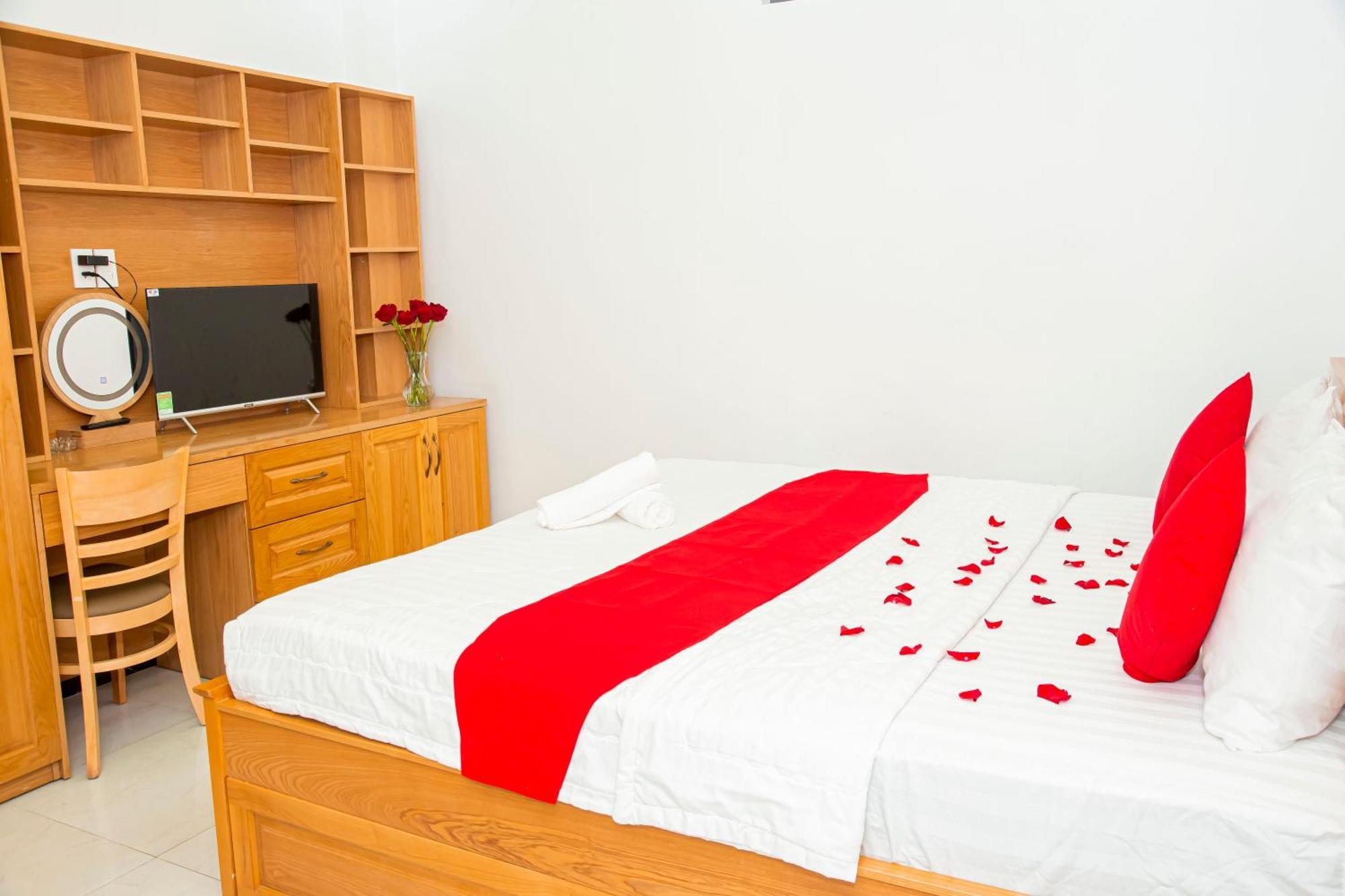 Gia Bao Quan 7 Hotel