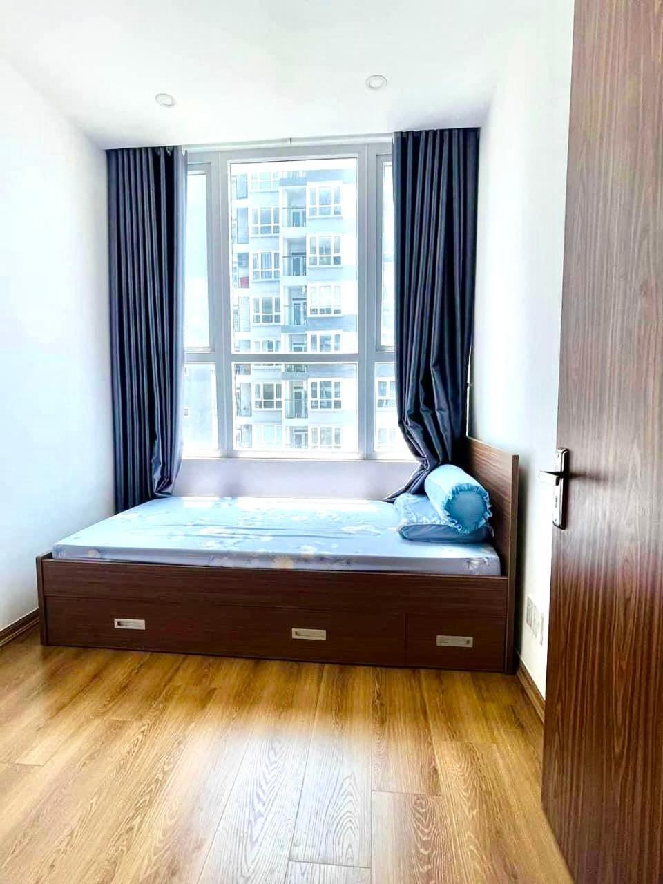 Ho The Western Capital 3pn Apartment