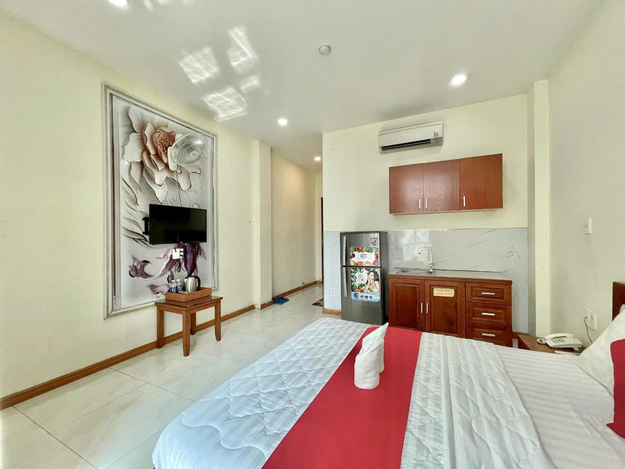 Nhu Y Bed & Breakfast *