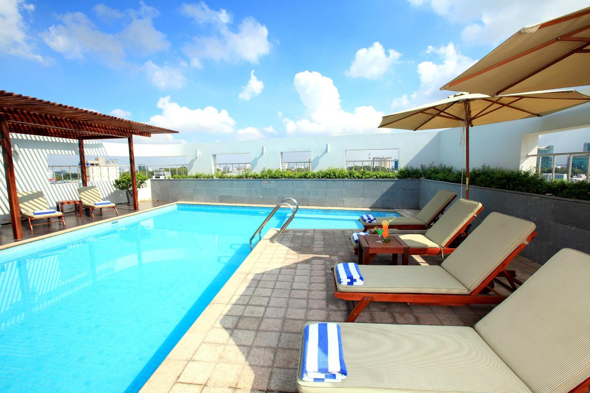 Liberty Saigon Centre 4*