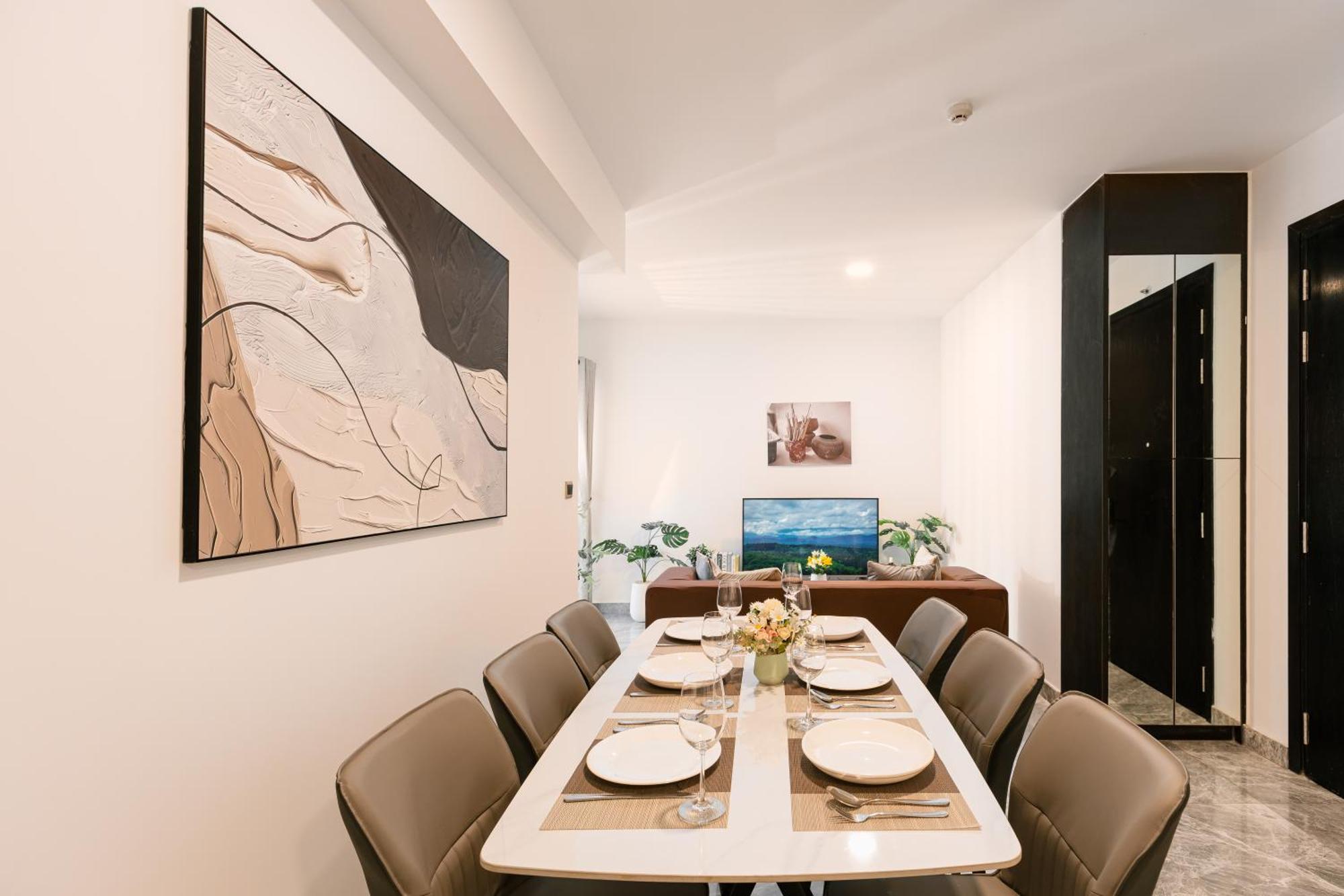 Apartment 2-3 Bedroom In District 1 D1mension Free Pick Up Ho Chi Minh City