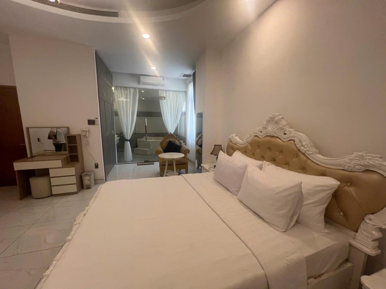 Hotel White Diamond - Airport Ho Chi Minh City