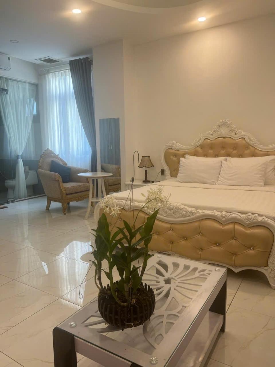 White Diamond - Airport 3* Ho Chi Minh City