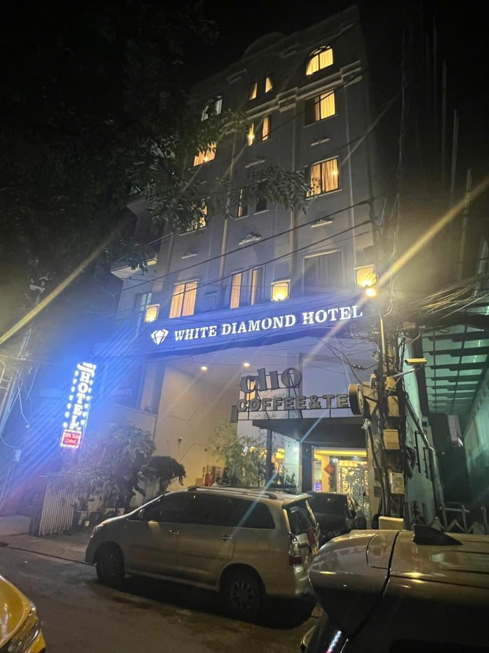 White Diamond - Airport Hotel 3*