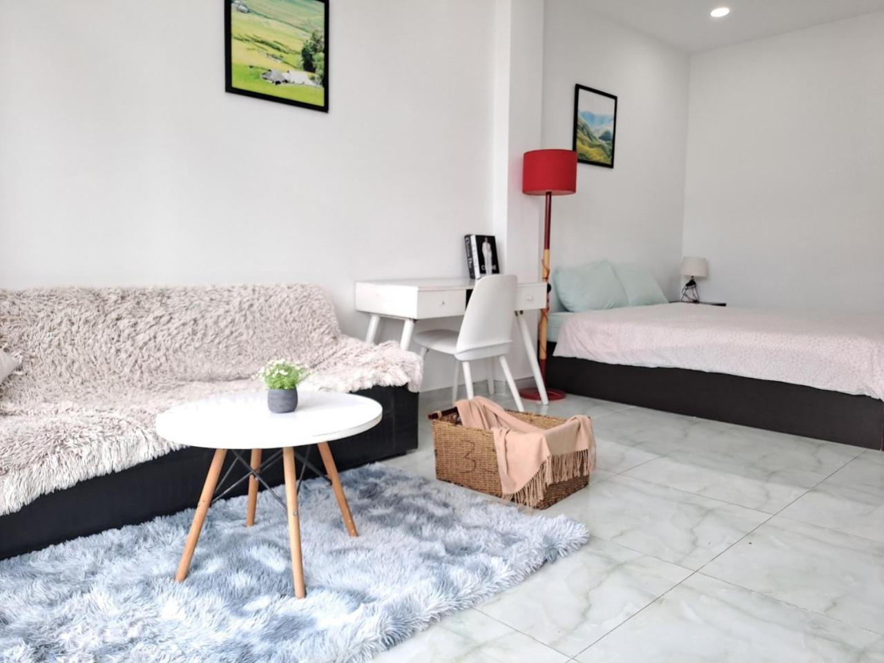 Cozy At Ba Trung St., Dist 3 Near Tan Dinh Market * Ho Chi Minh City