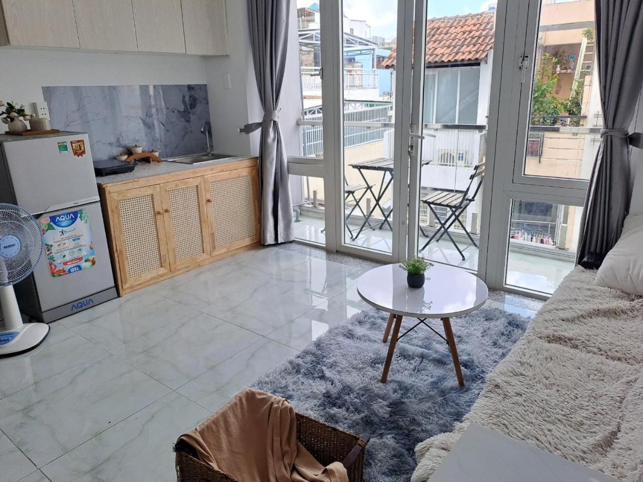 Hotel Cozy At Ba Trung St., Dist 3 Near Tan Dinh Market Ho Chi Minh City