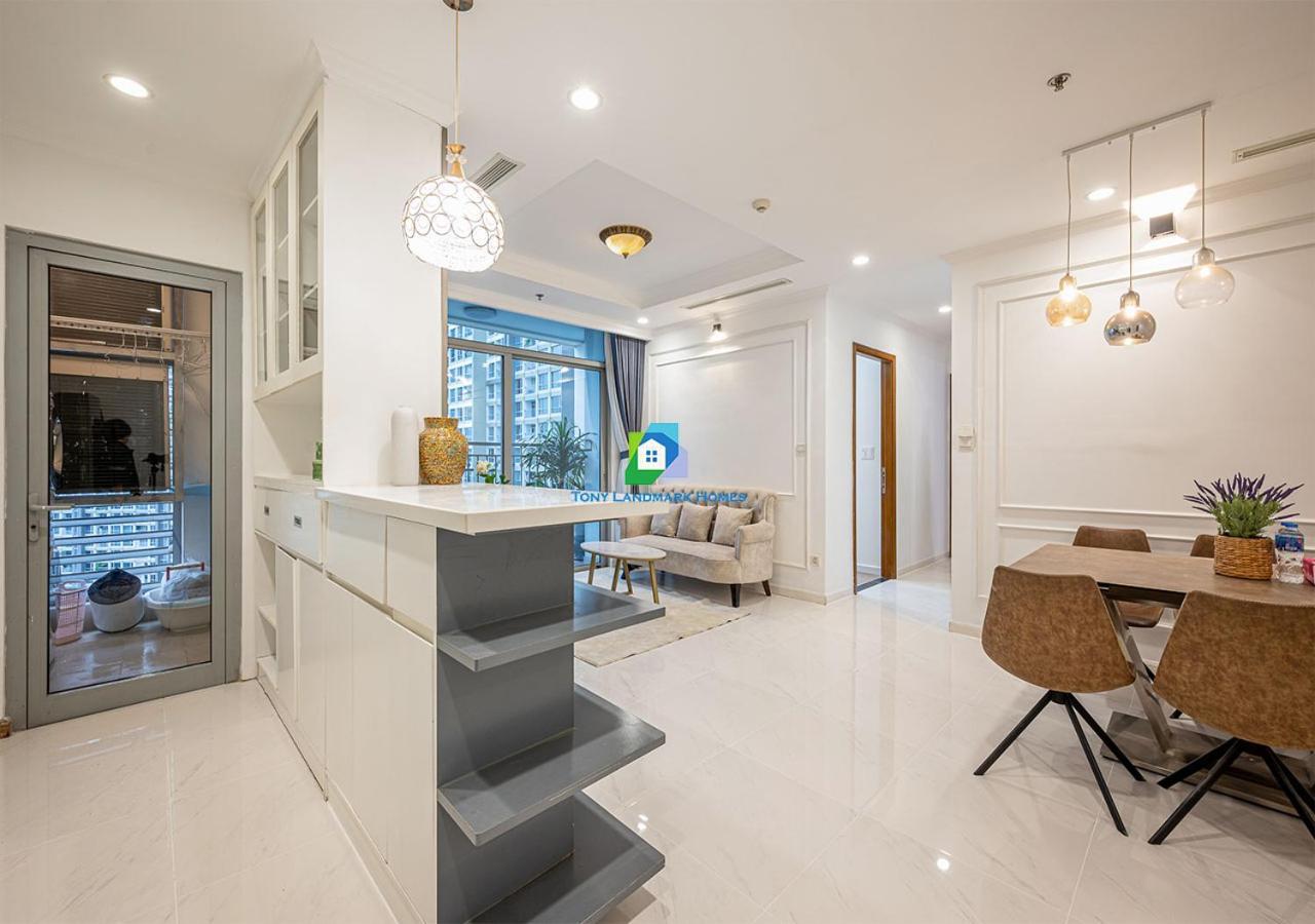 The Landmark Area - The Buildings Nearby Landmark 81 * Ho Chi Minh City