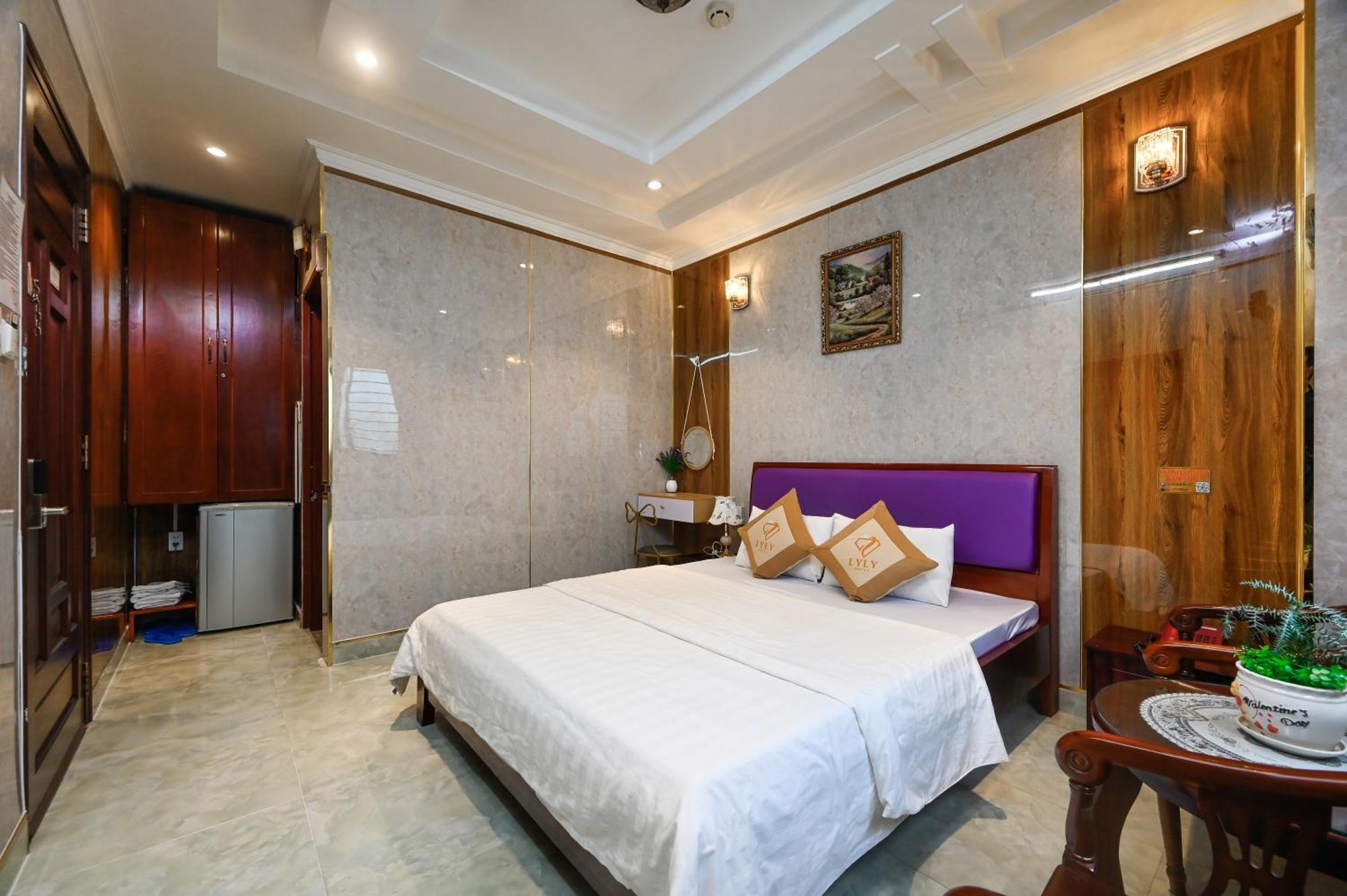 Ly Ly 3* Ho Chi Minh City