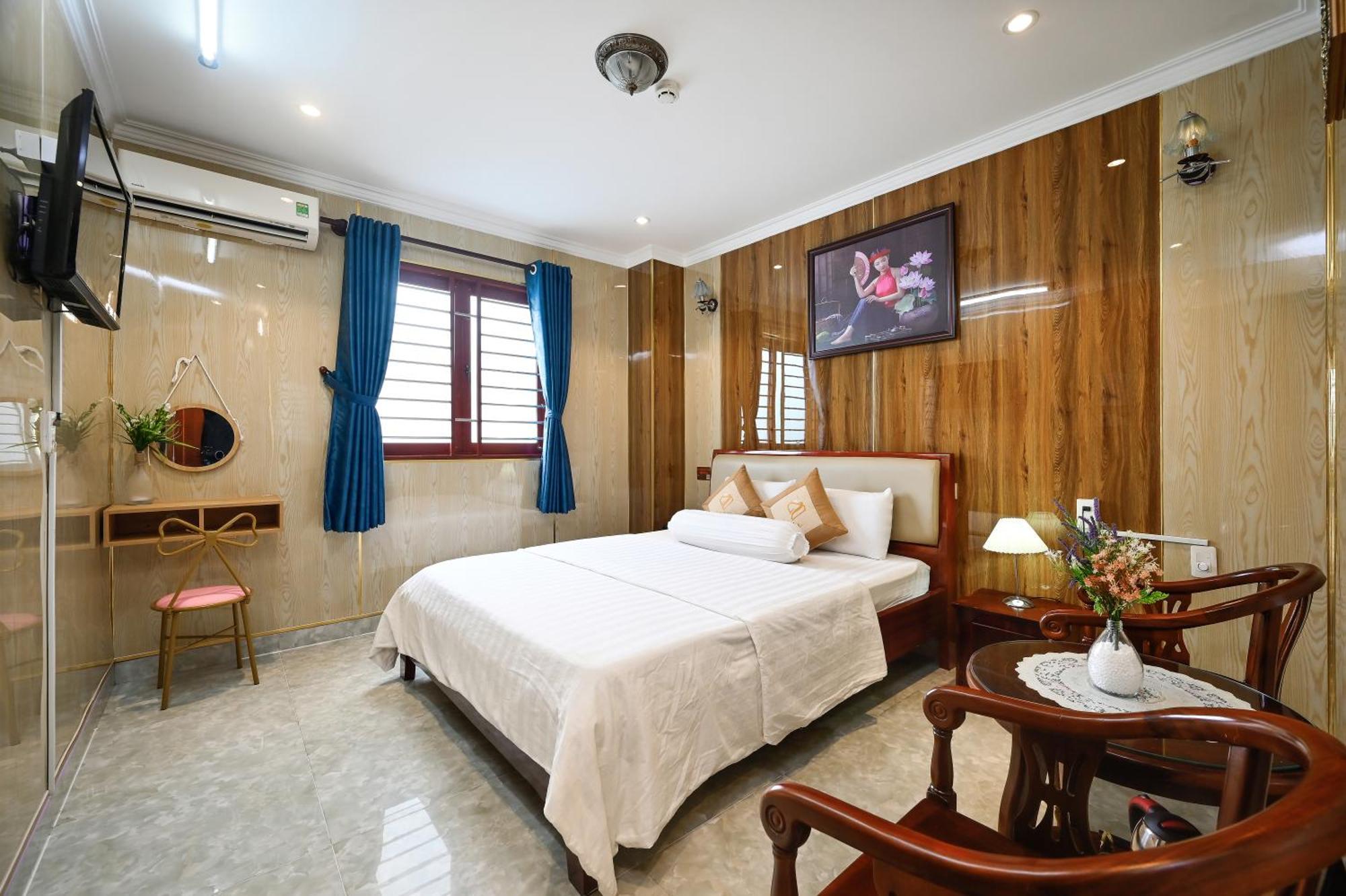 Hotel Ly Ly 3*