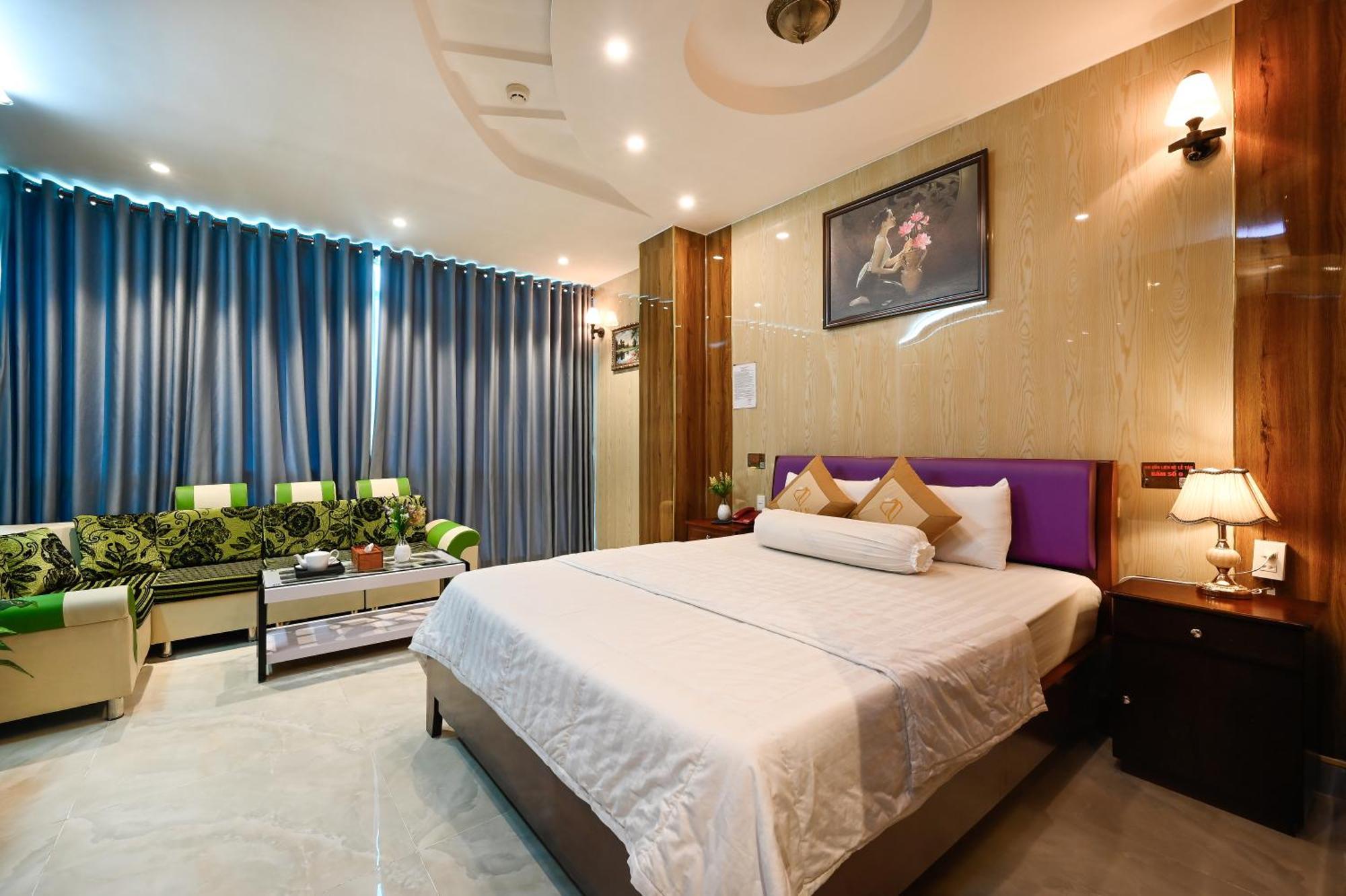 Ly Ly Hotel