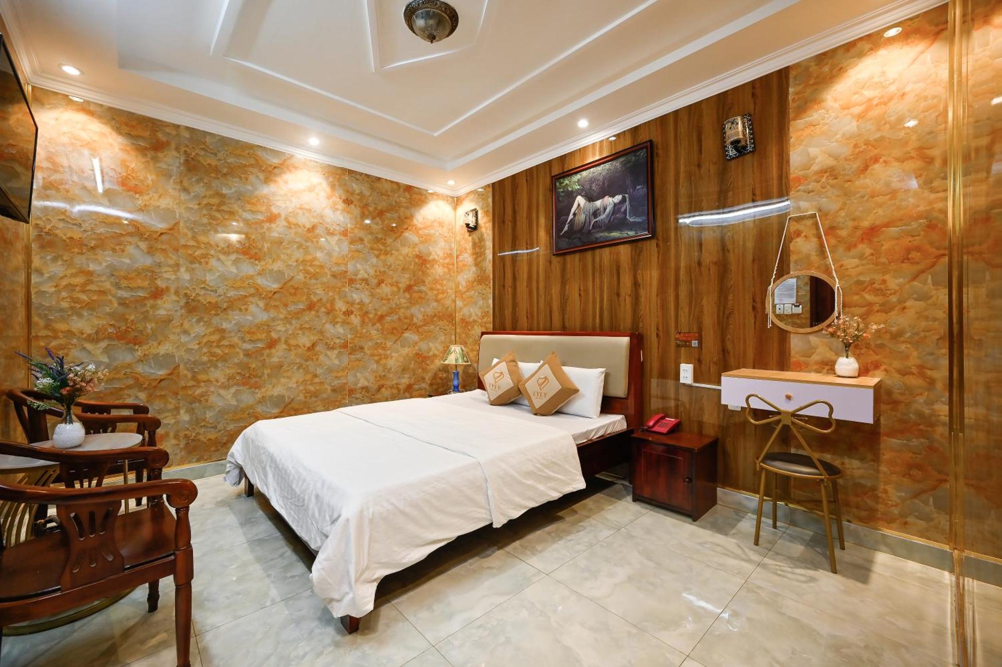Hotel Ly Ly