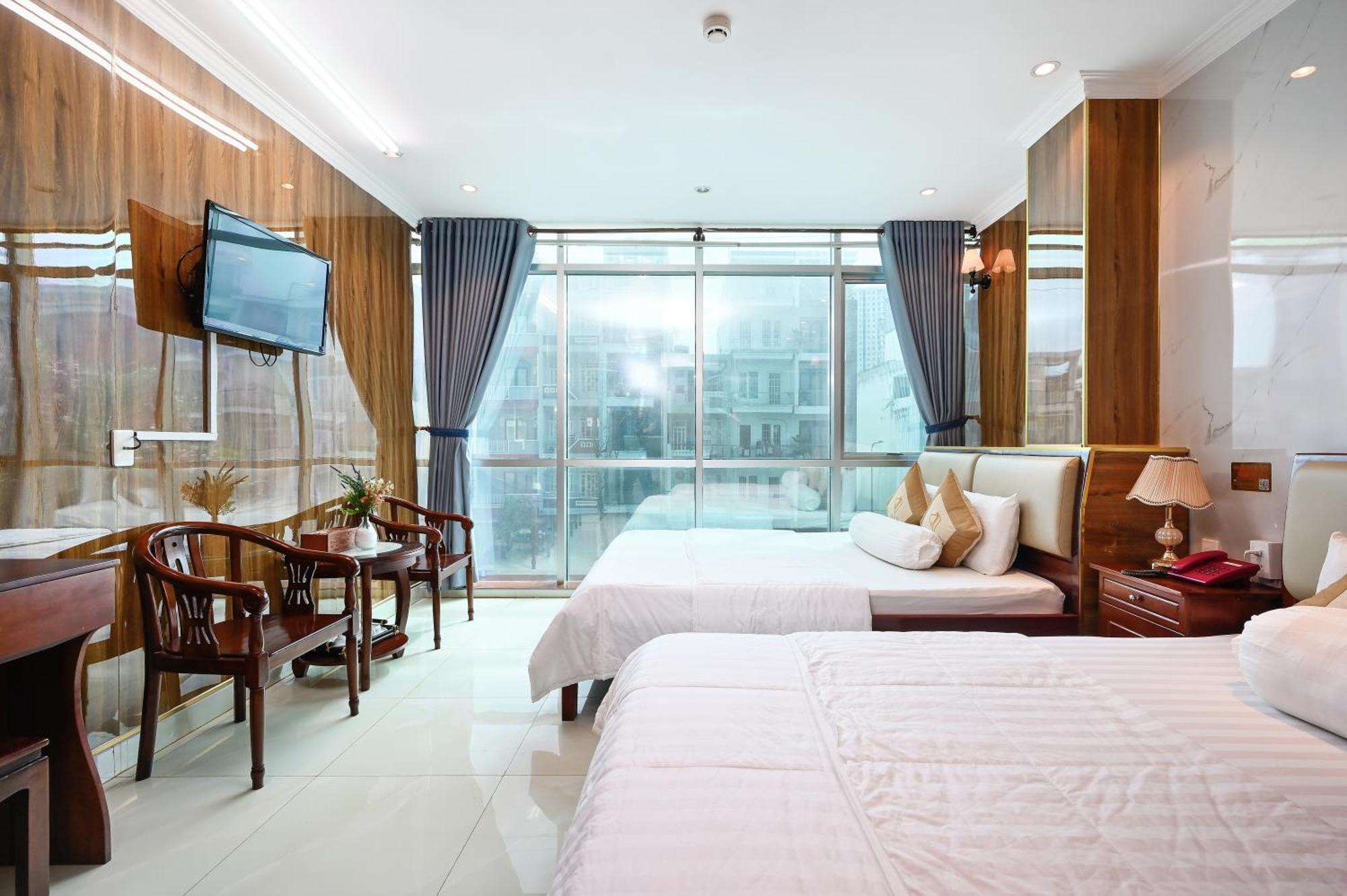 Hotel Ly Ly 3*