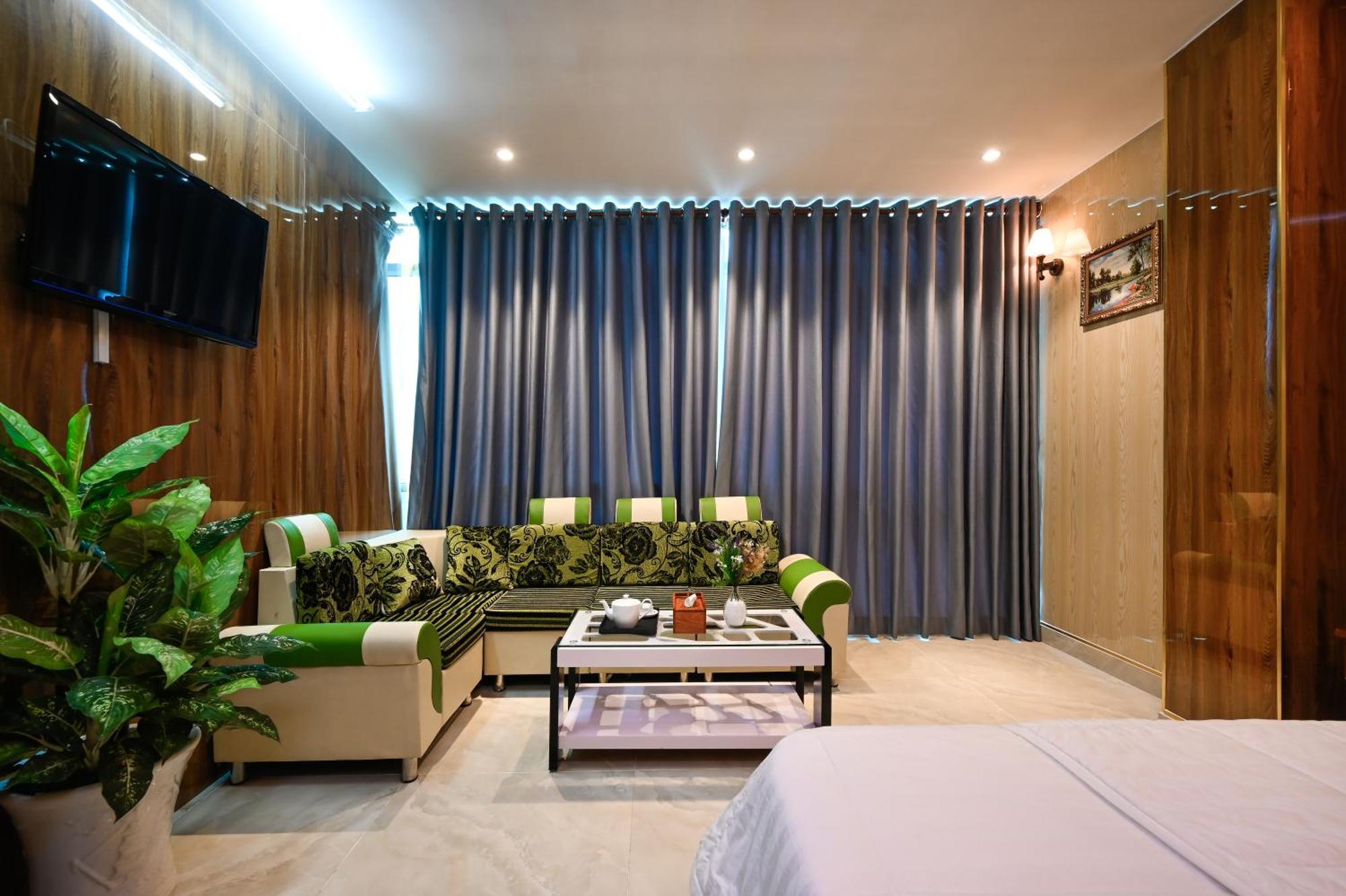 Ly Ly Ho Chi Minh City