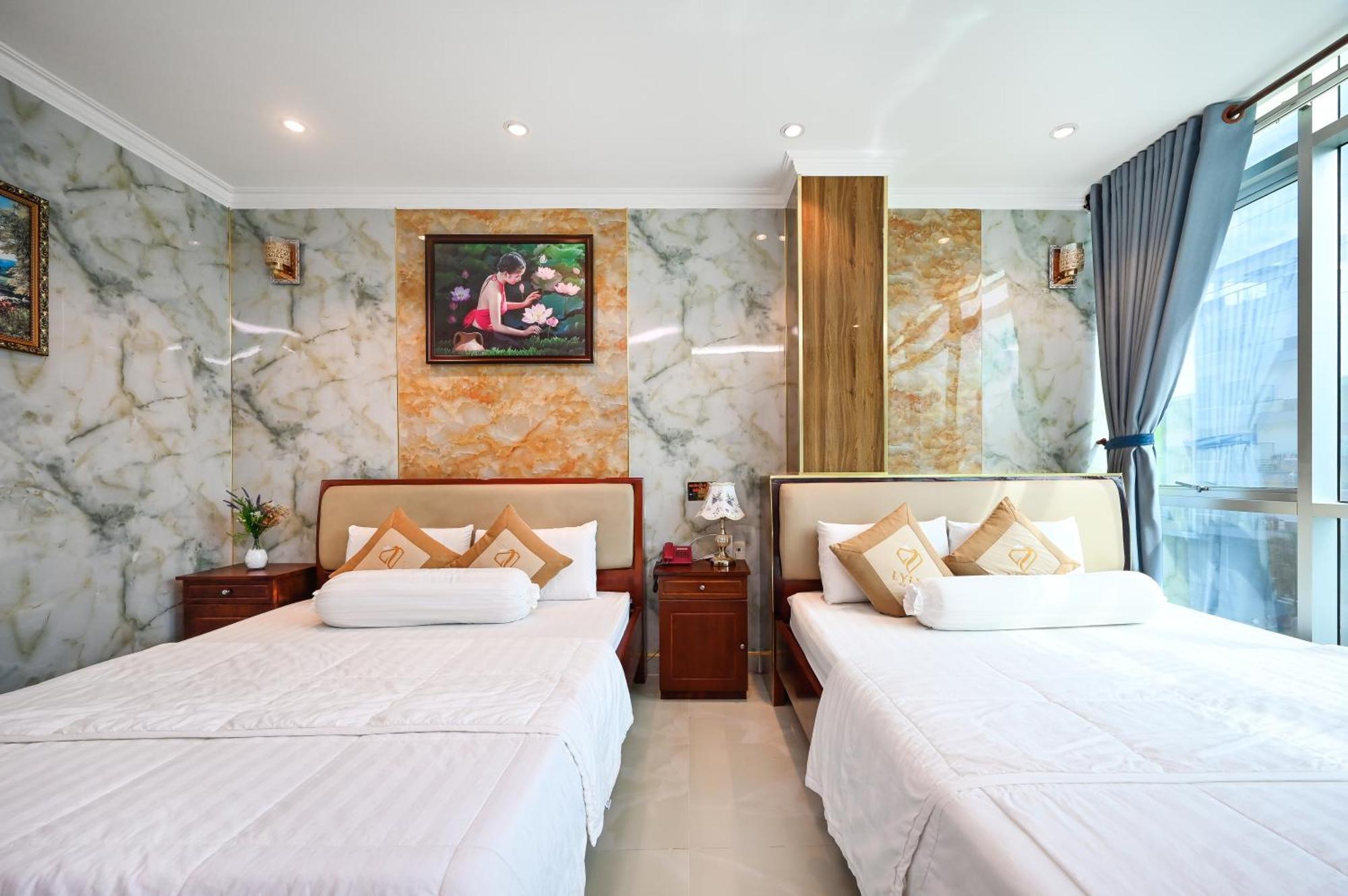 Ly Ly Hotel