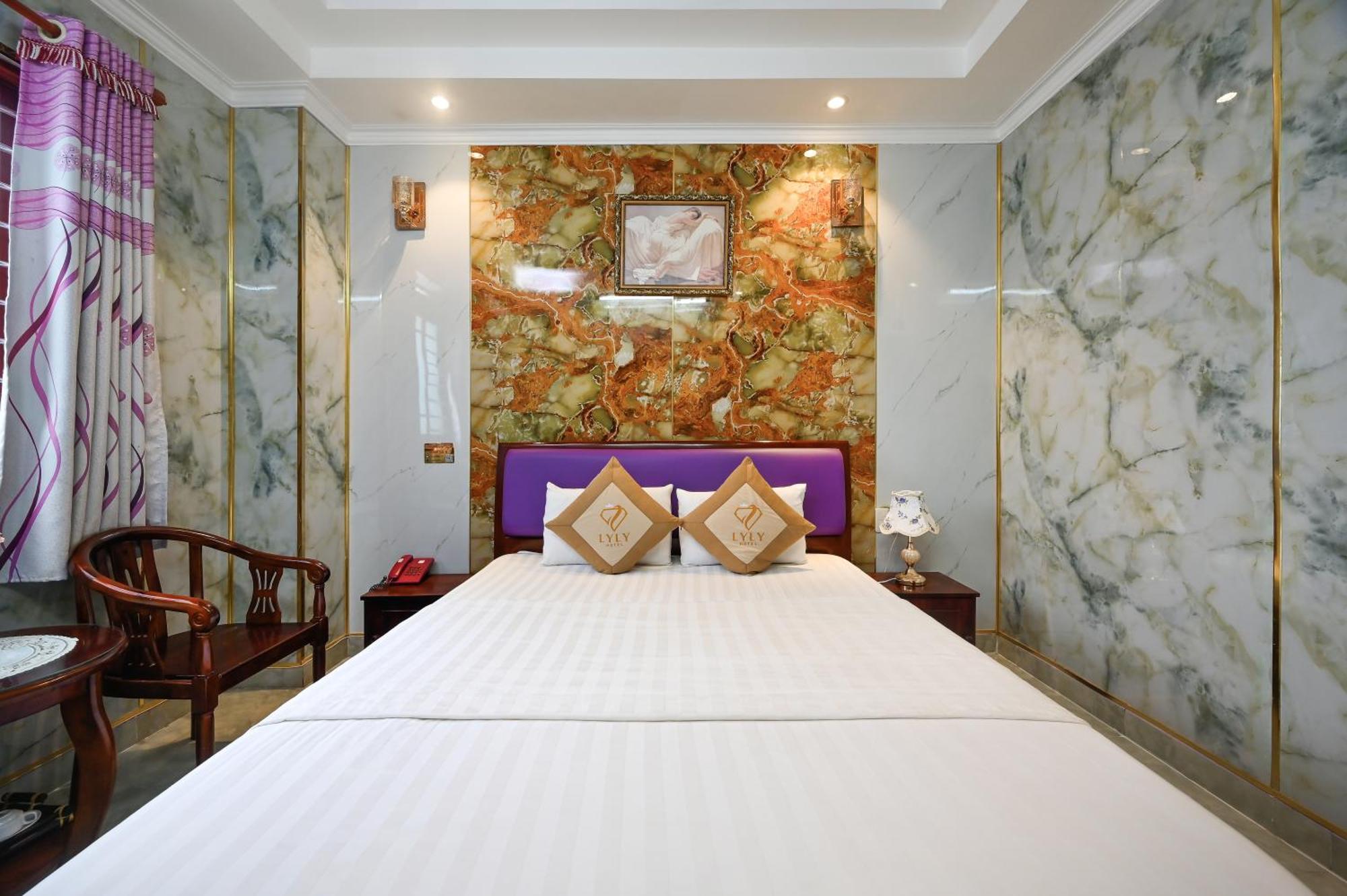 Hotel Ly Ly