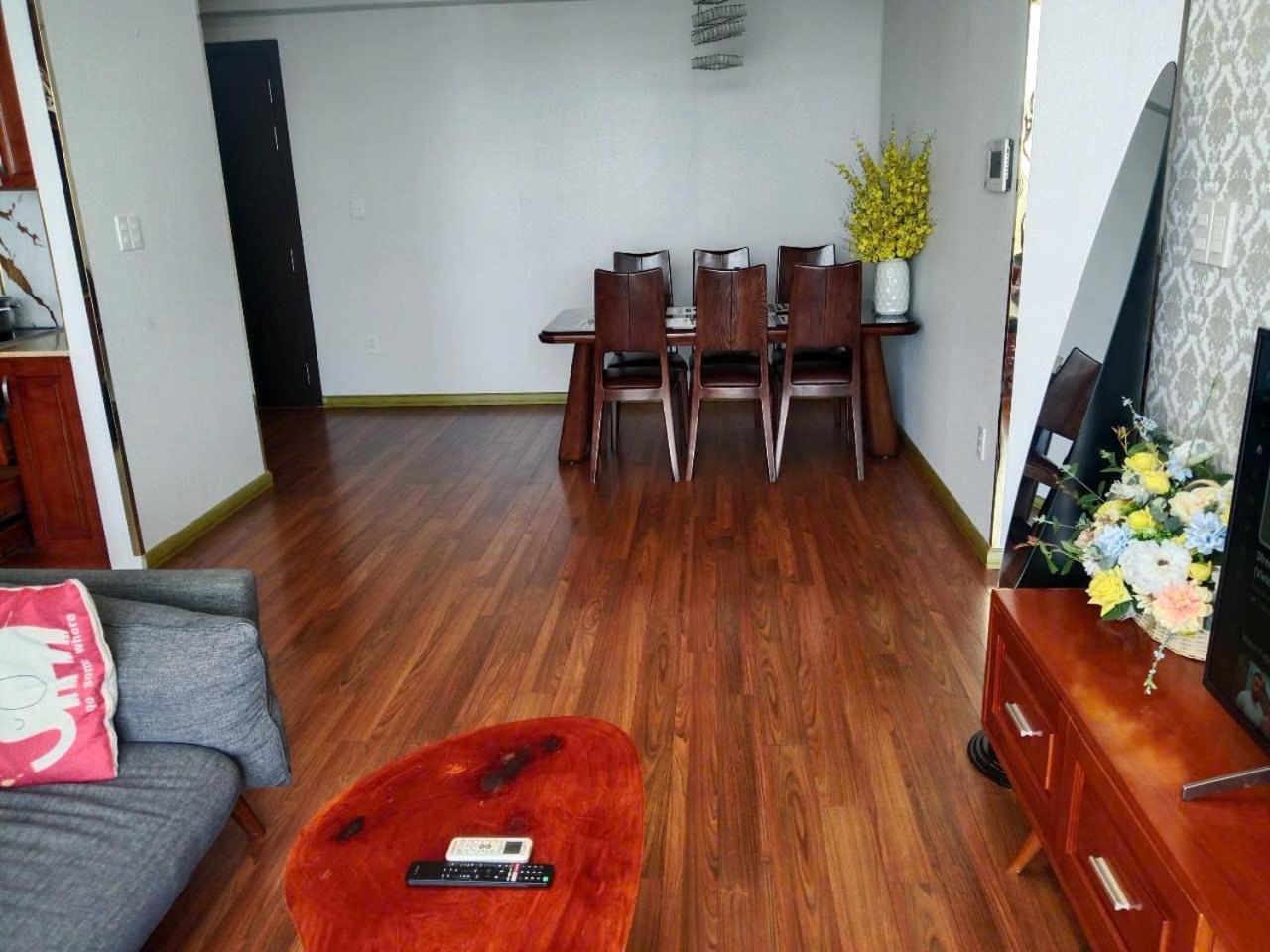 Double E Saigon In Rivergate Building Apartment *
