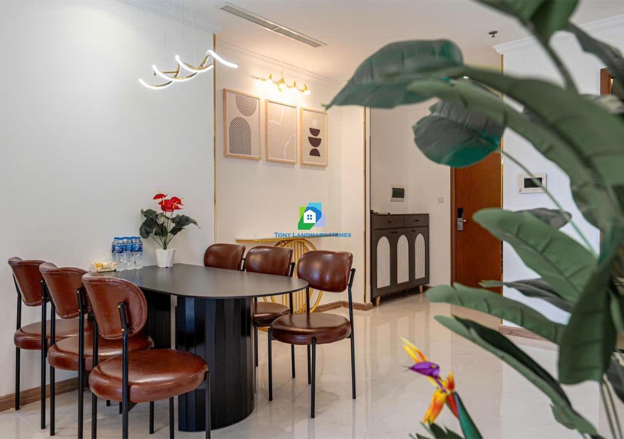 Apartment The Vinhome - The Landmark Area *