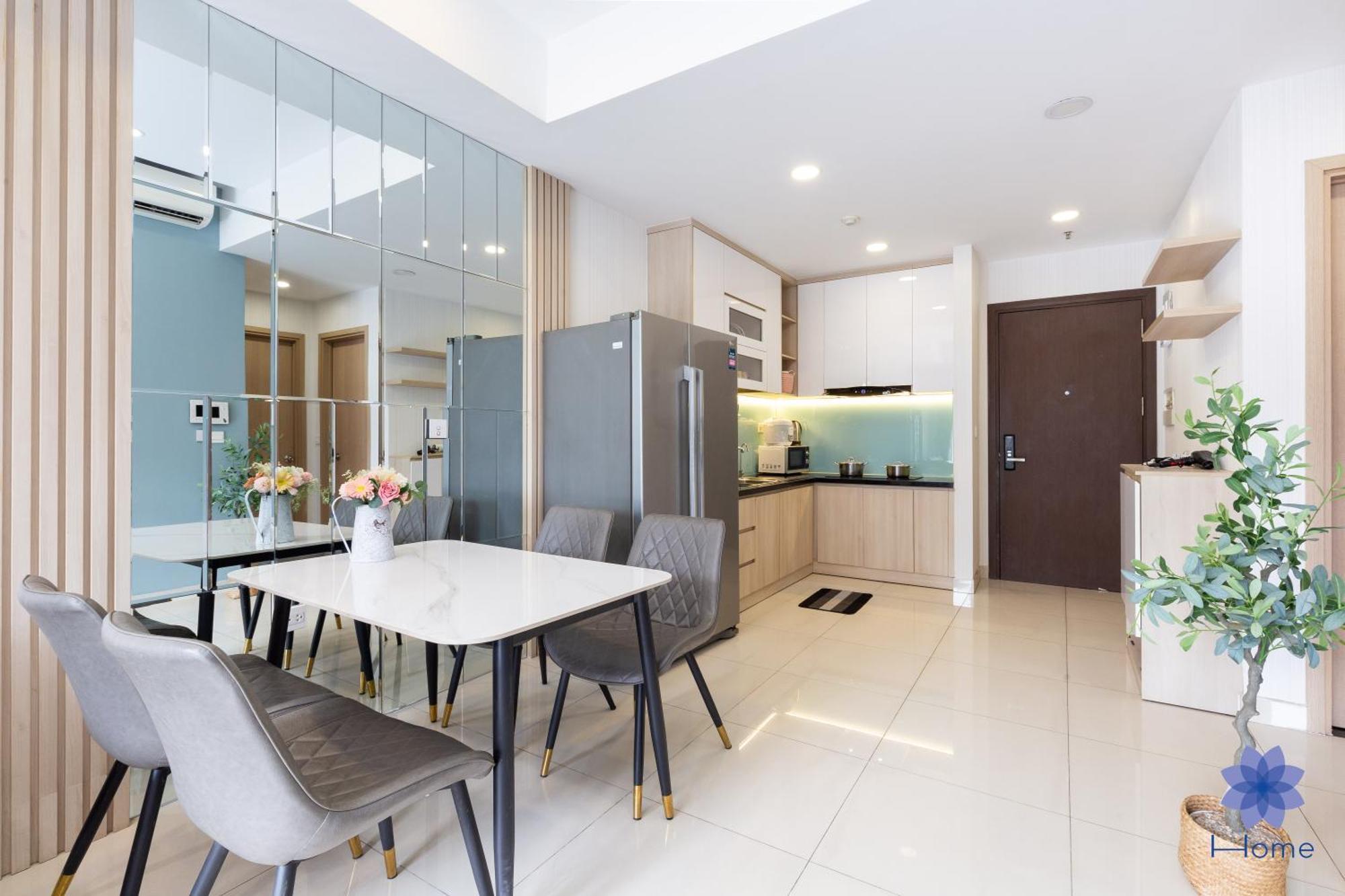Home, For Rent In Botanica Premier Building, Free Gym&pool *